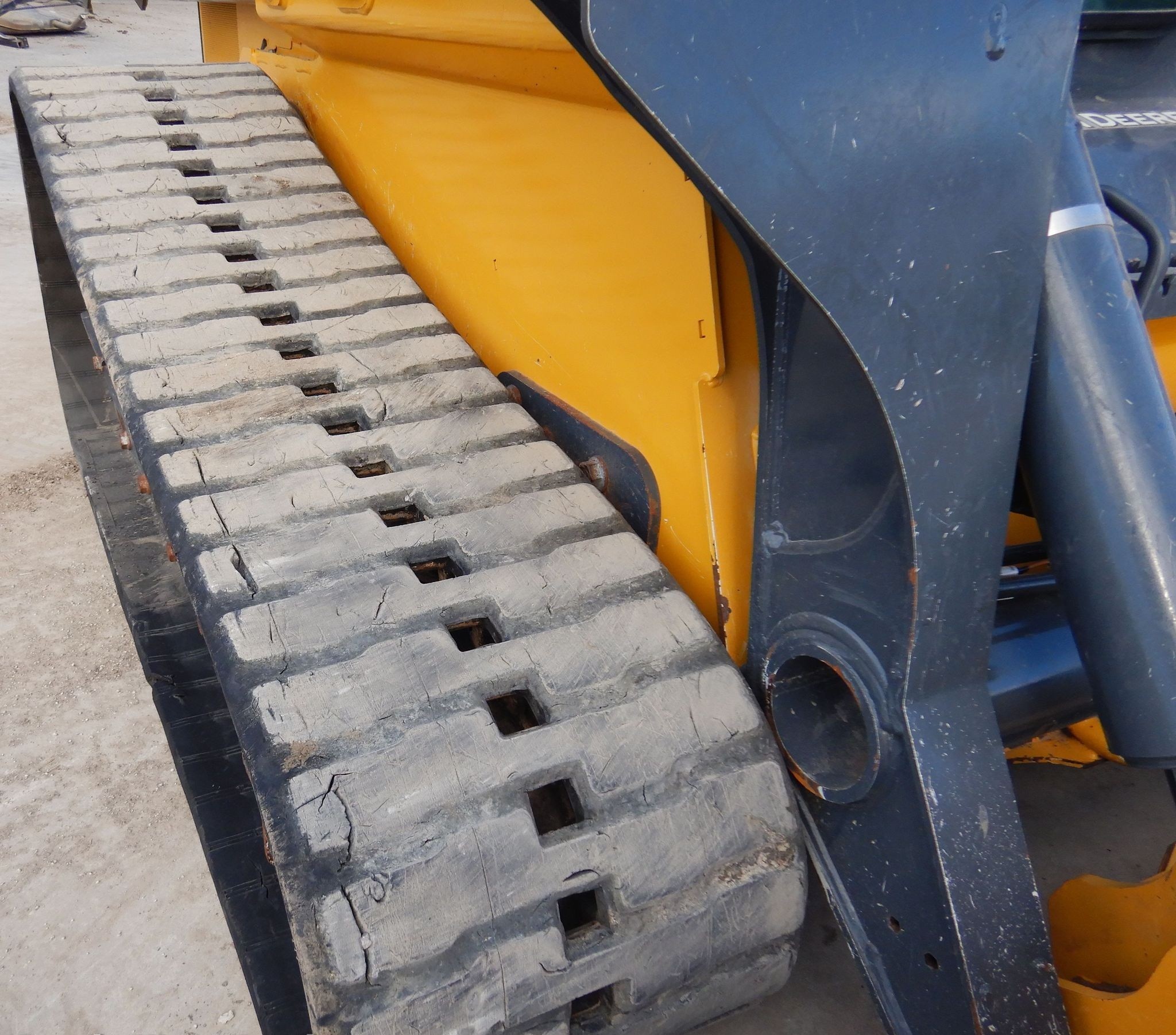 gallery 2020 John Deere 333G tracked skid steer loader