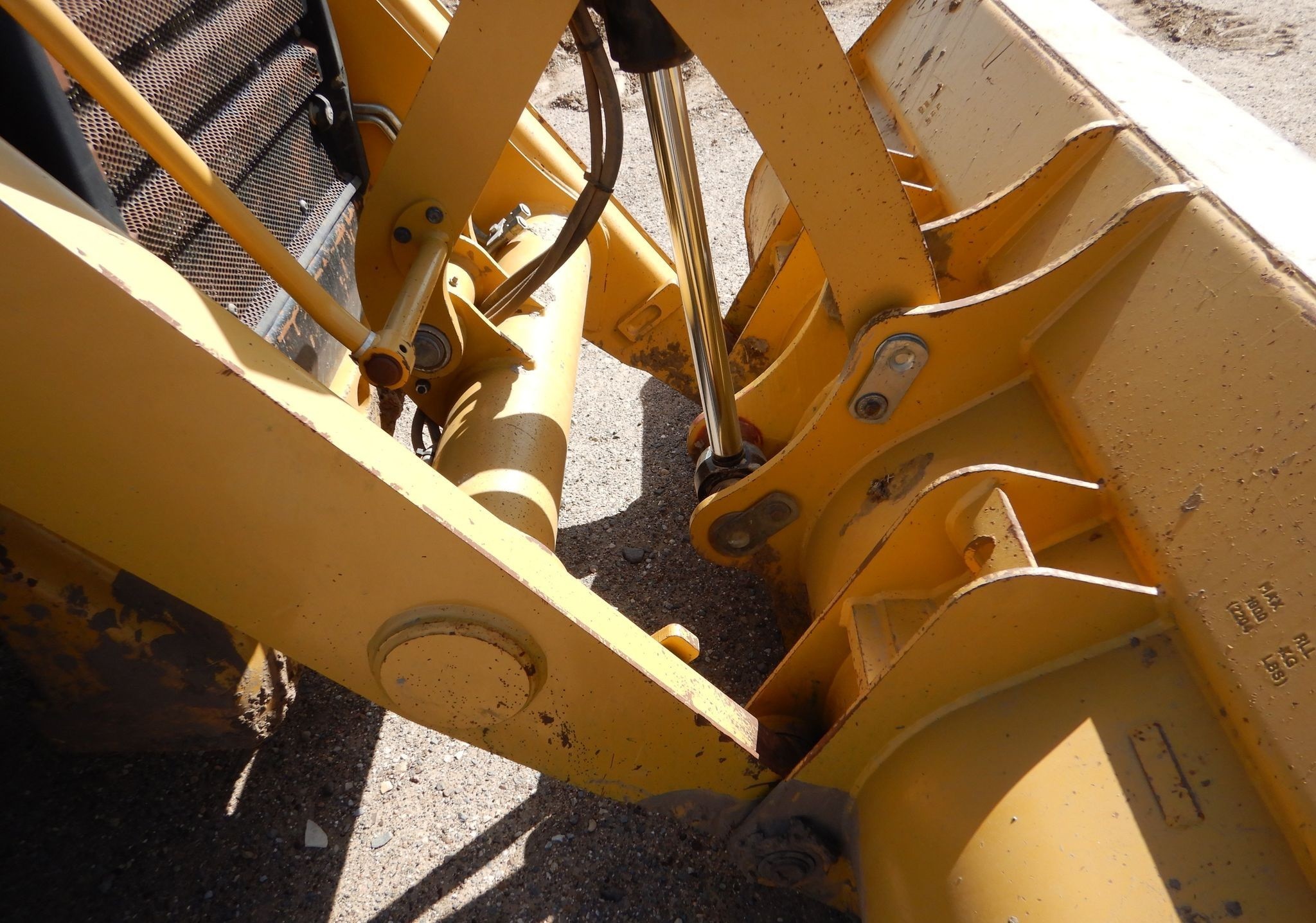 gallery 2013 Caterpillar 420F backhoe