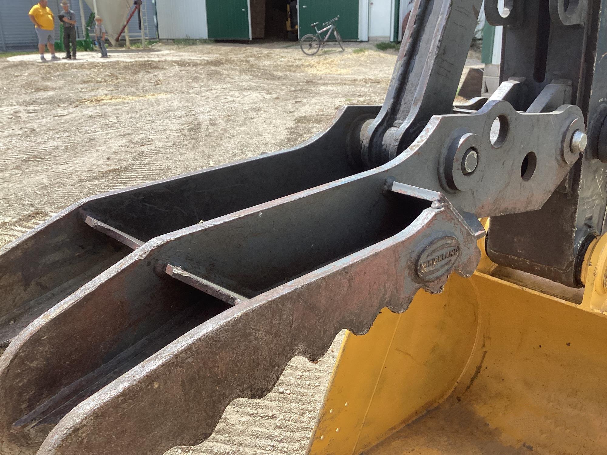 gallery 2014 John Deere 130G Excavator