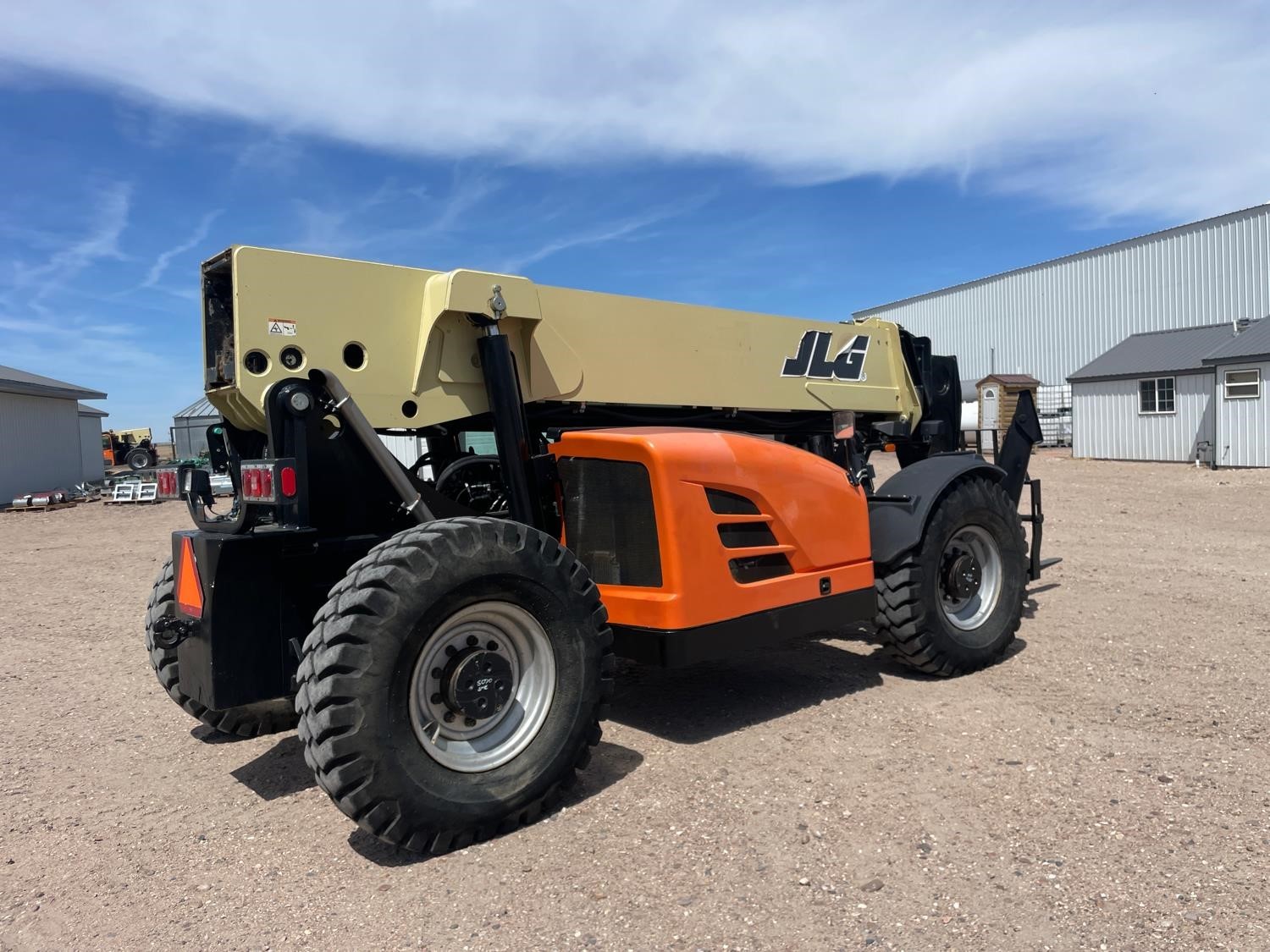 gallery 2013 JLG G1055A 4x4x4