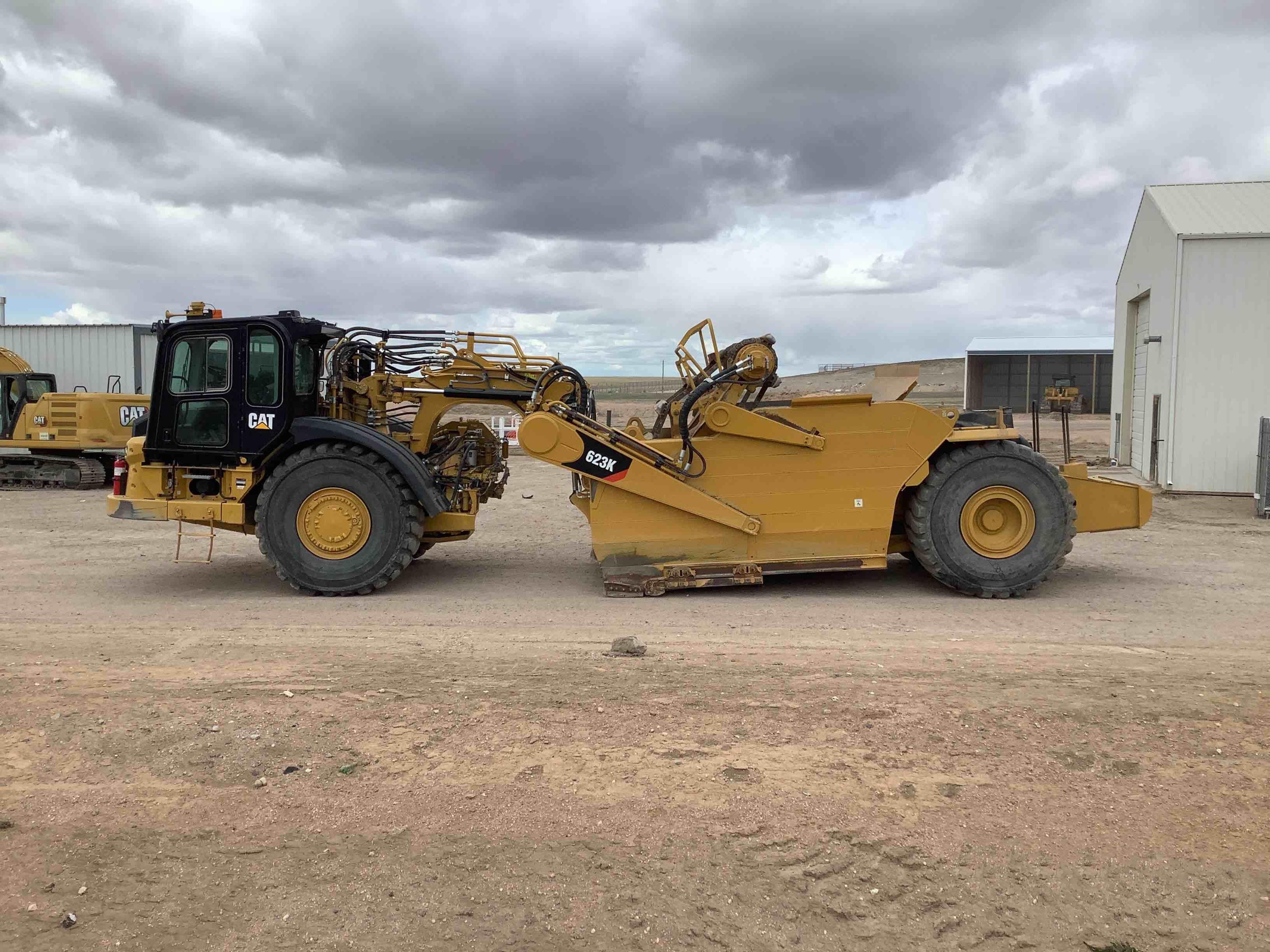 gallery 2017 Caterpillar 623K Self Propelled Elevating Scraper