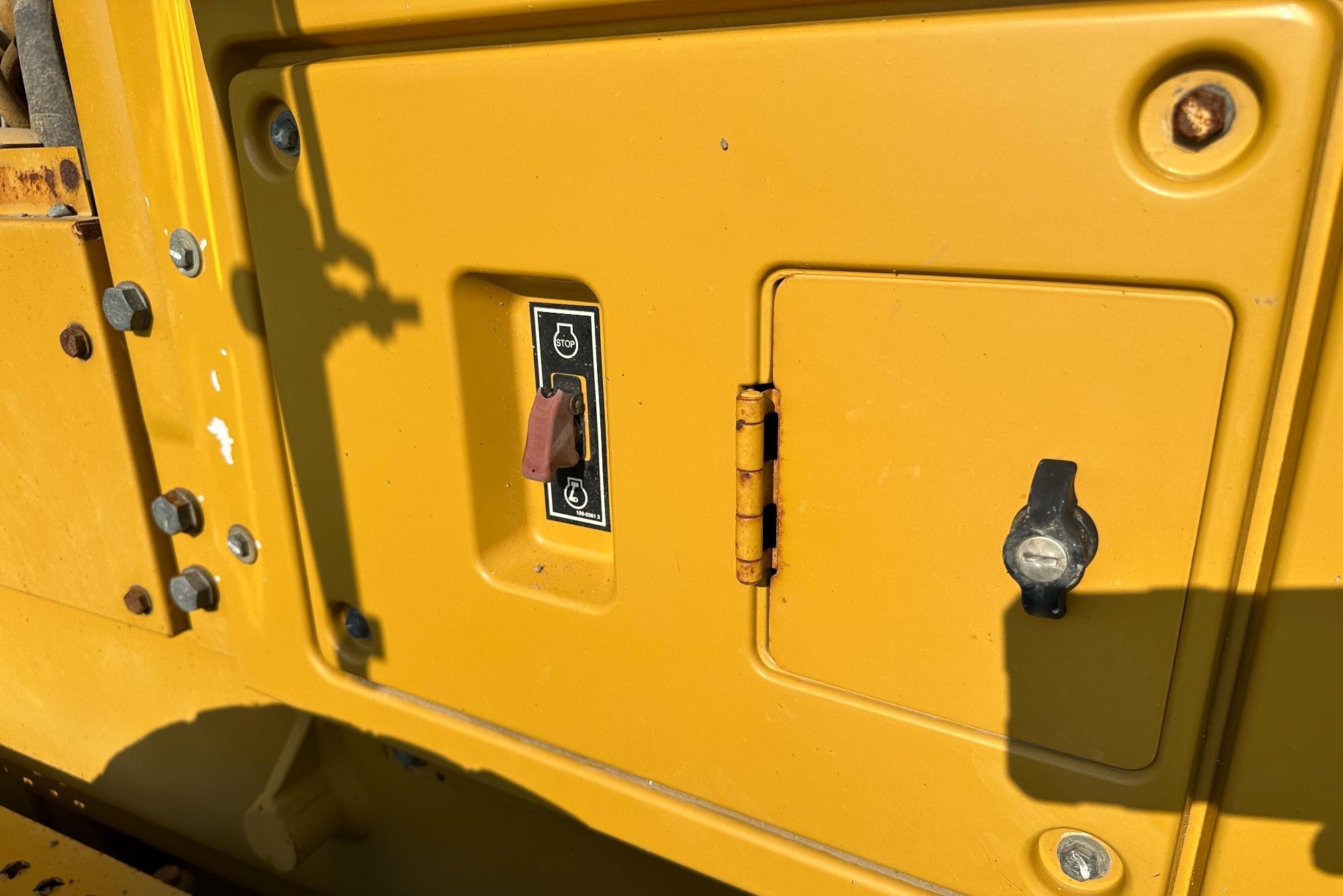 gallery 2014 Caterpillar 140M2 VHP Plus Motor Grader