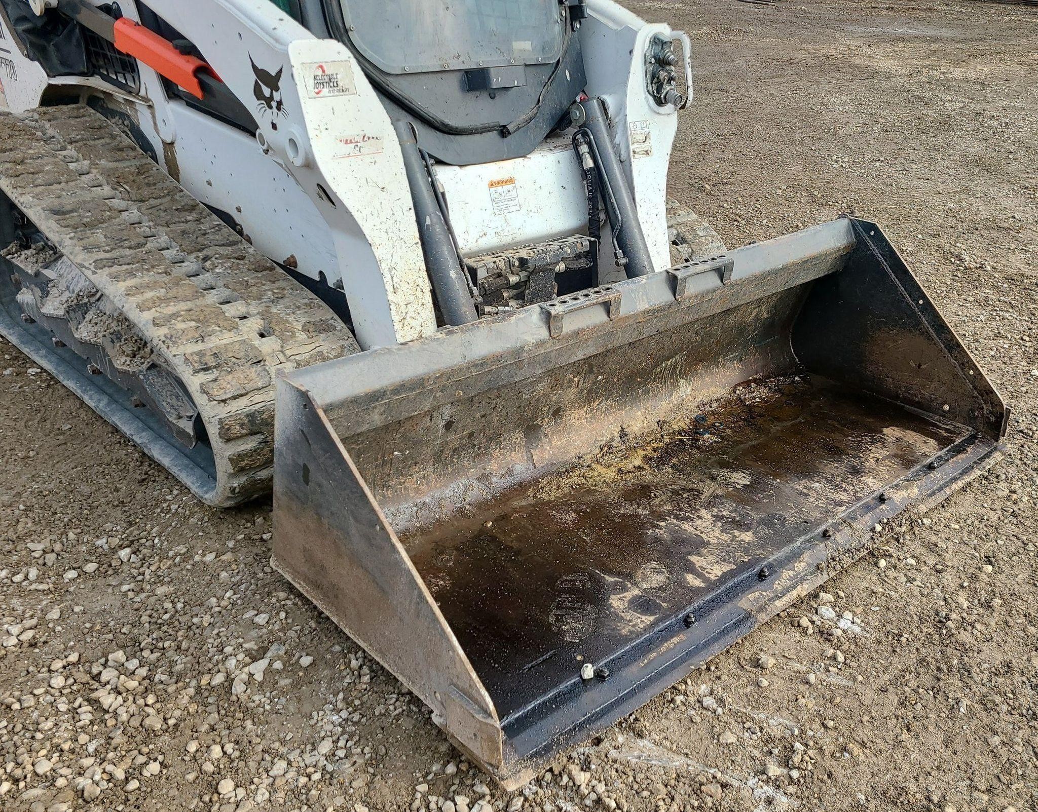 gallery 2019 Bobcat T770 tracked skid steer loader