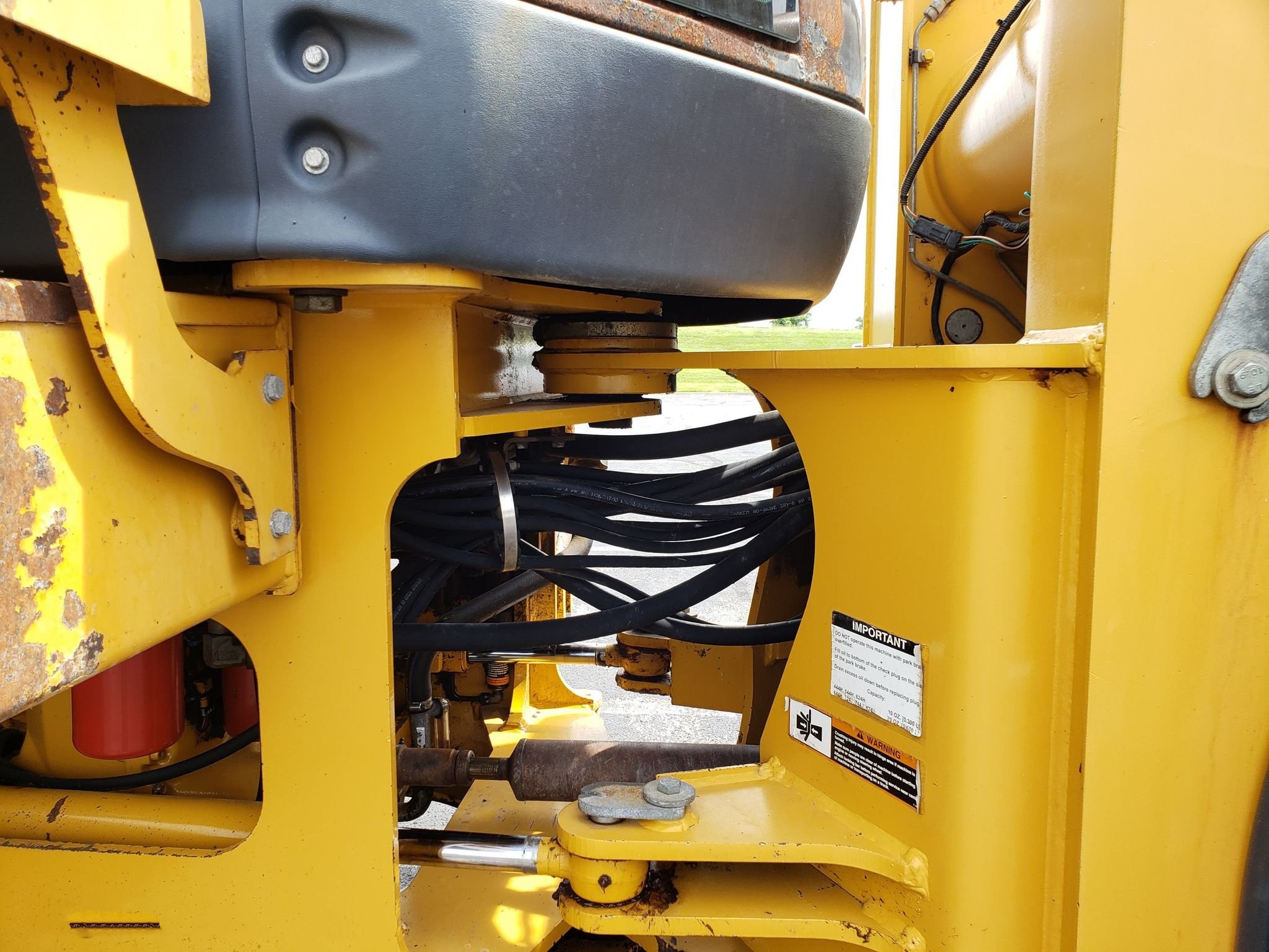 gallery 2004 John Deere 544J wheel loader