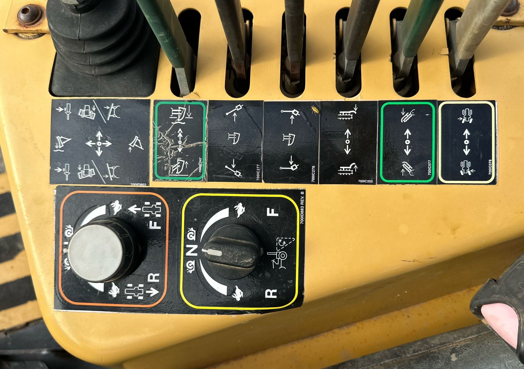 gallery 2009 Vermeer RTX750 trencher