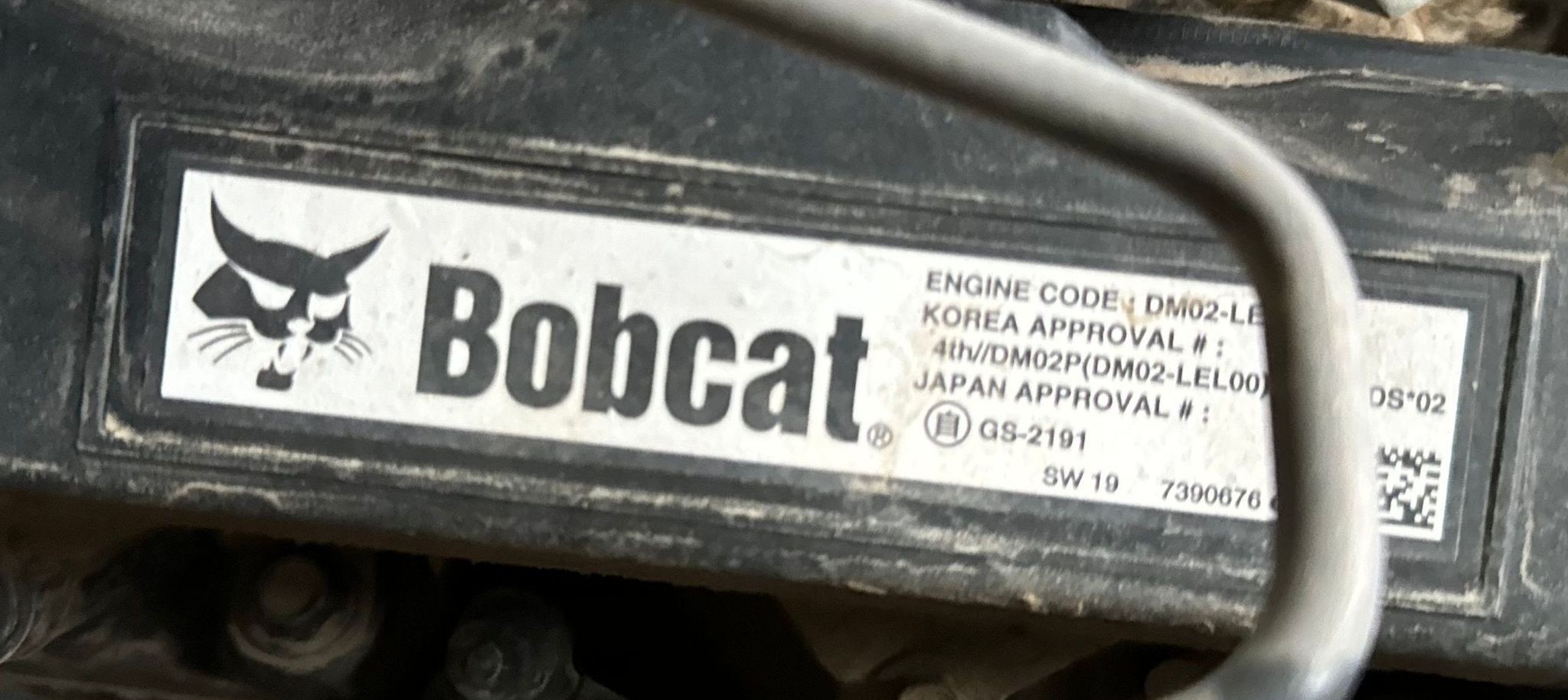 gallery 2022 Bobcat T76 R-Series tracked skid steer loader