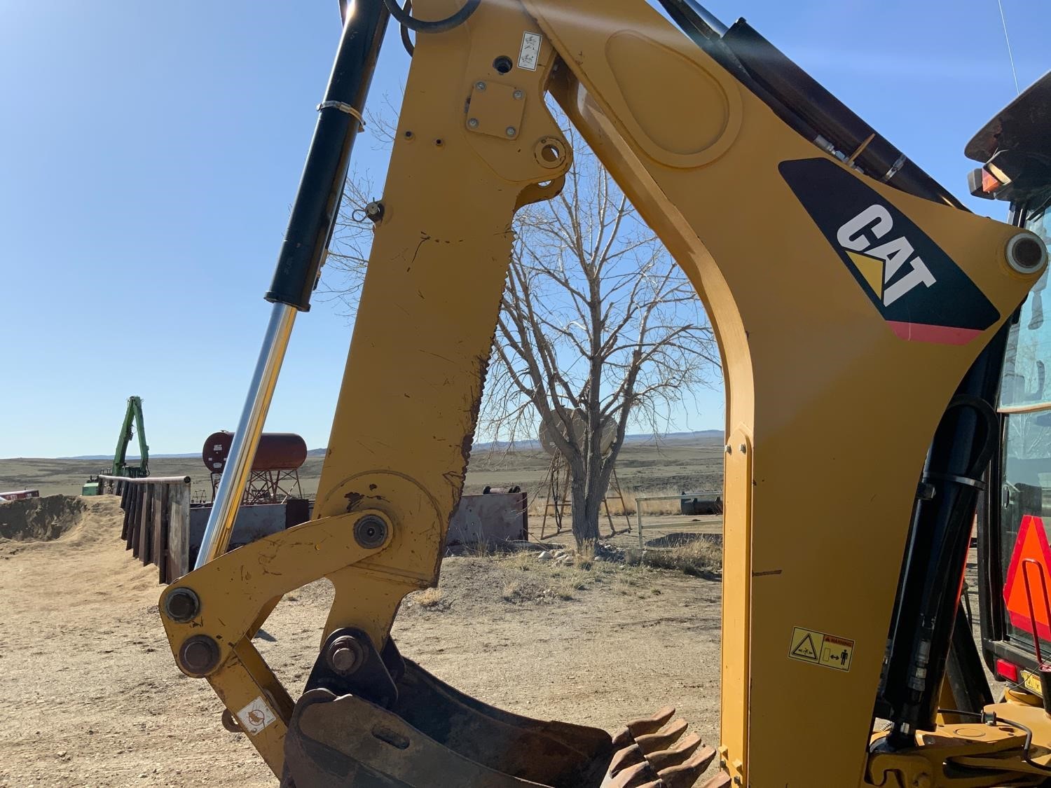 gallery 2011 Caterpillar 420E IT 4x4 Loader Backhoe