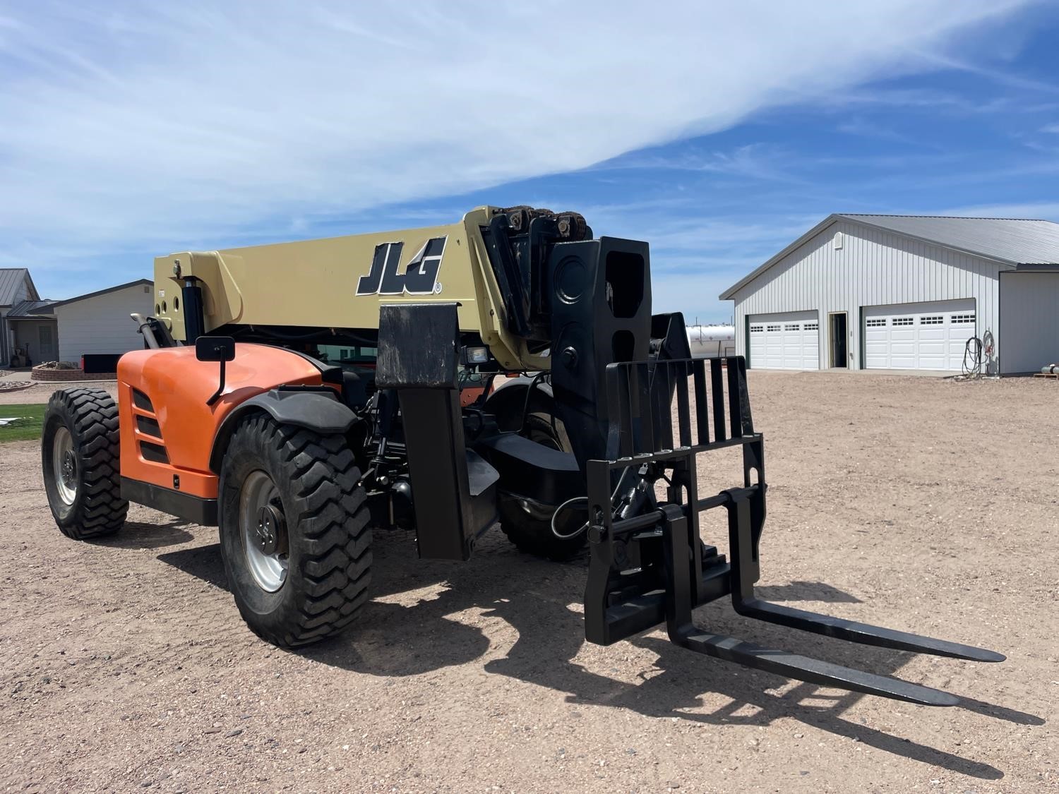 gallery 2013 JLG G1055A 4x4x4