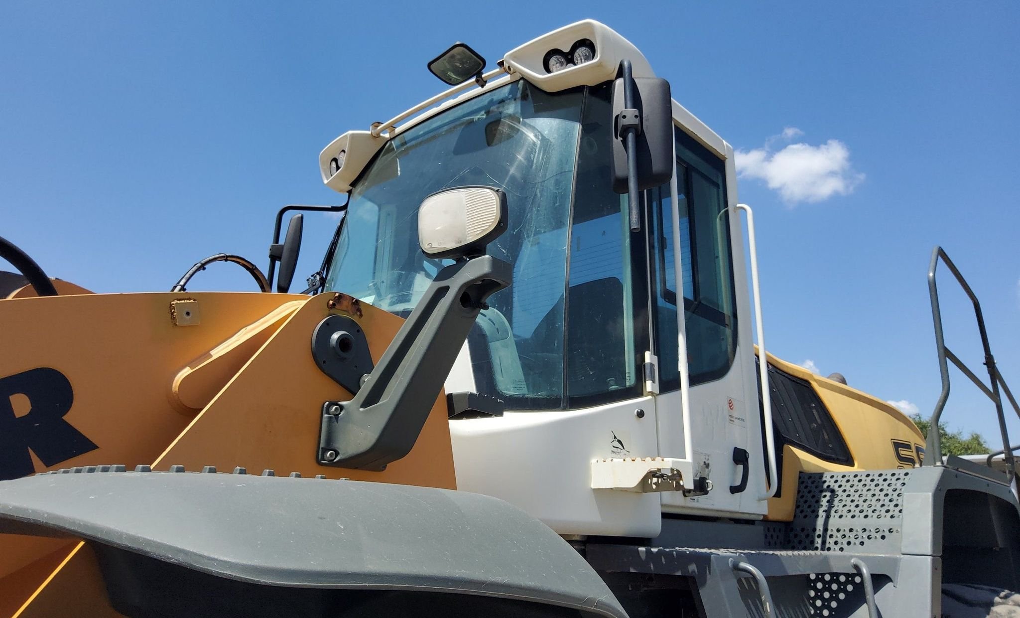 gallery 2017 Liebherr L586 wheel loader