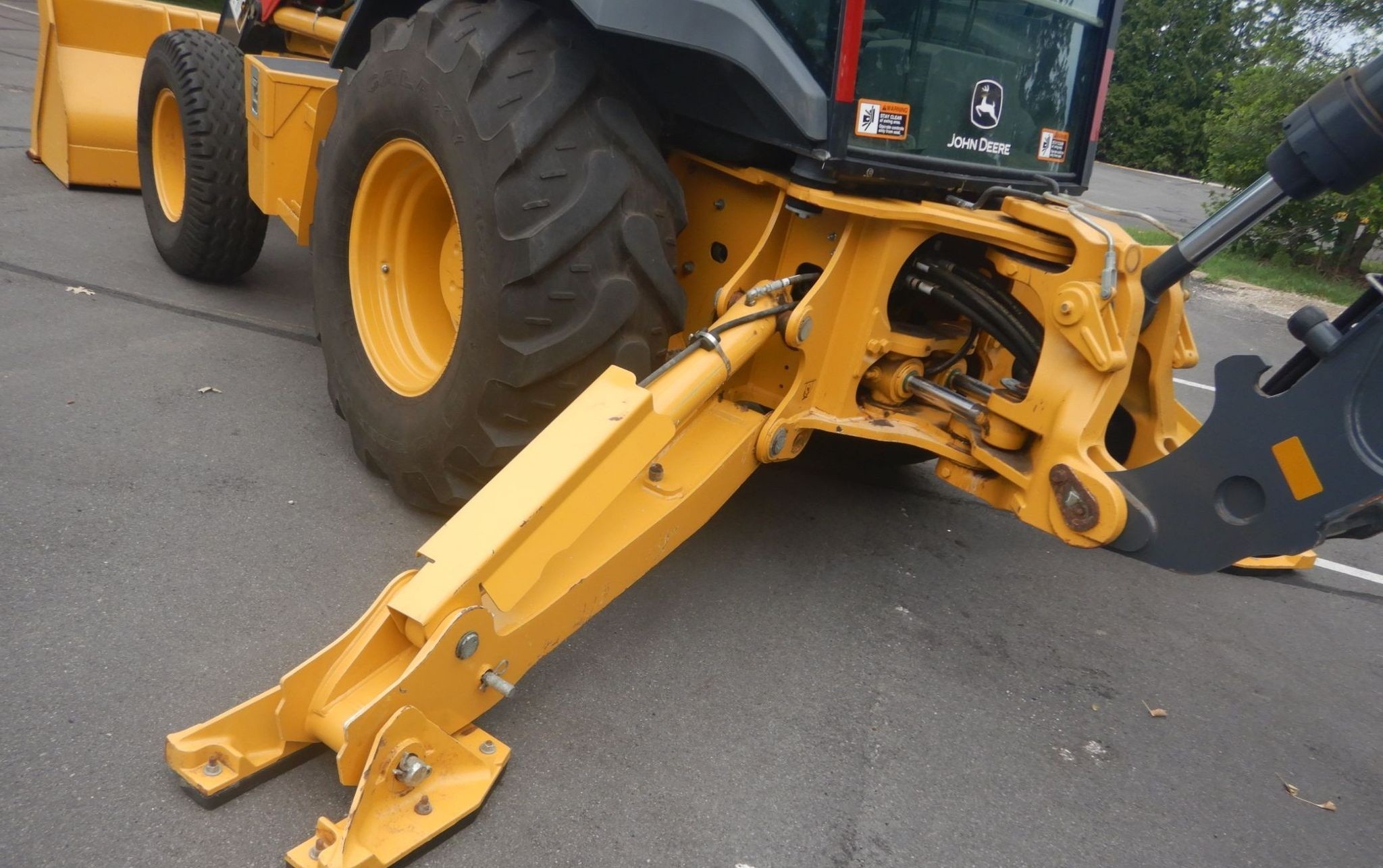 gallery 2015 John Deere 410L backhoe