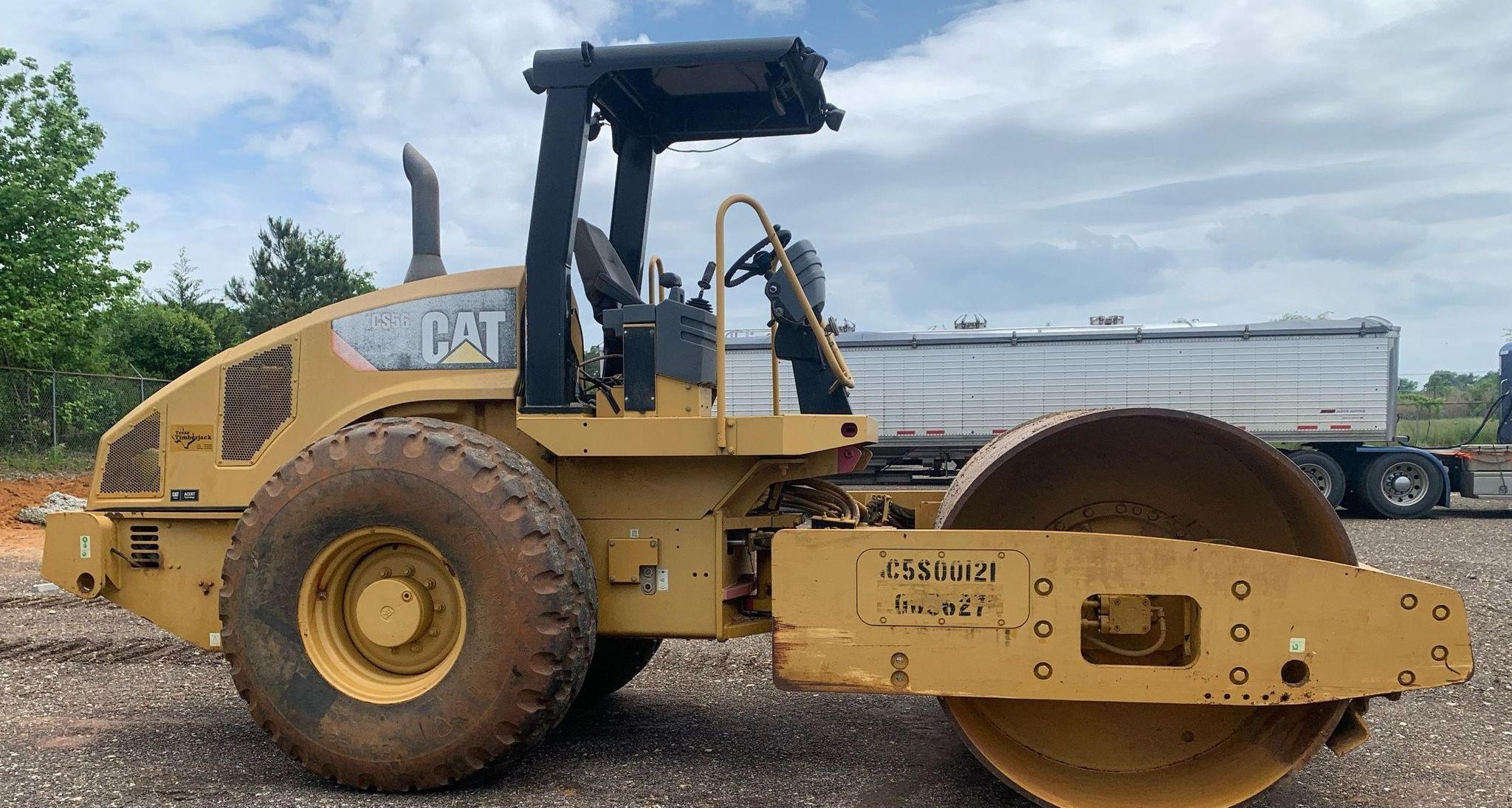 gallery 2008 Caterpillar CS56 single drum vibratory roller