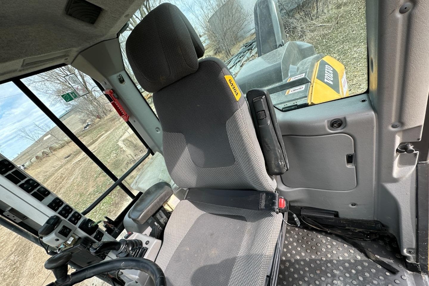 gallery 2018 Volvo L90H Wheel Loader