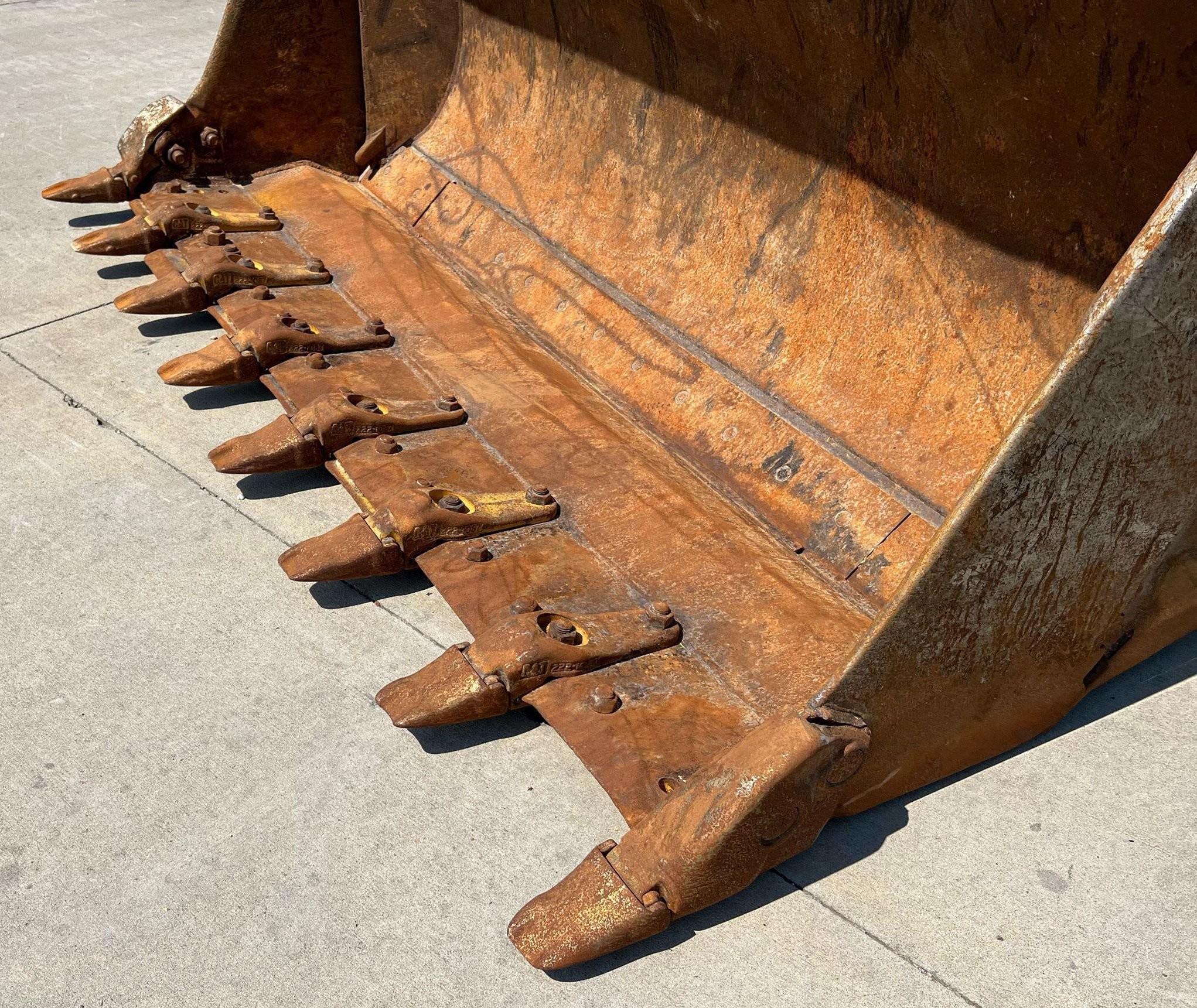 gallery 2016 Caterpillar 963K track loader