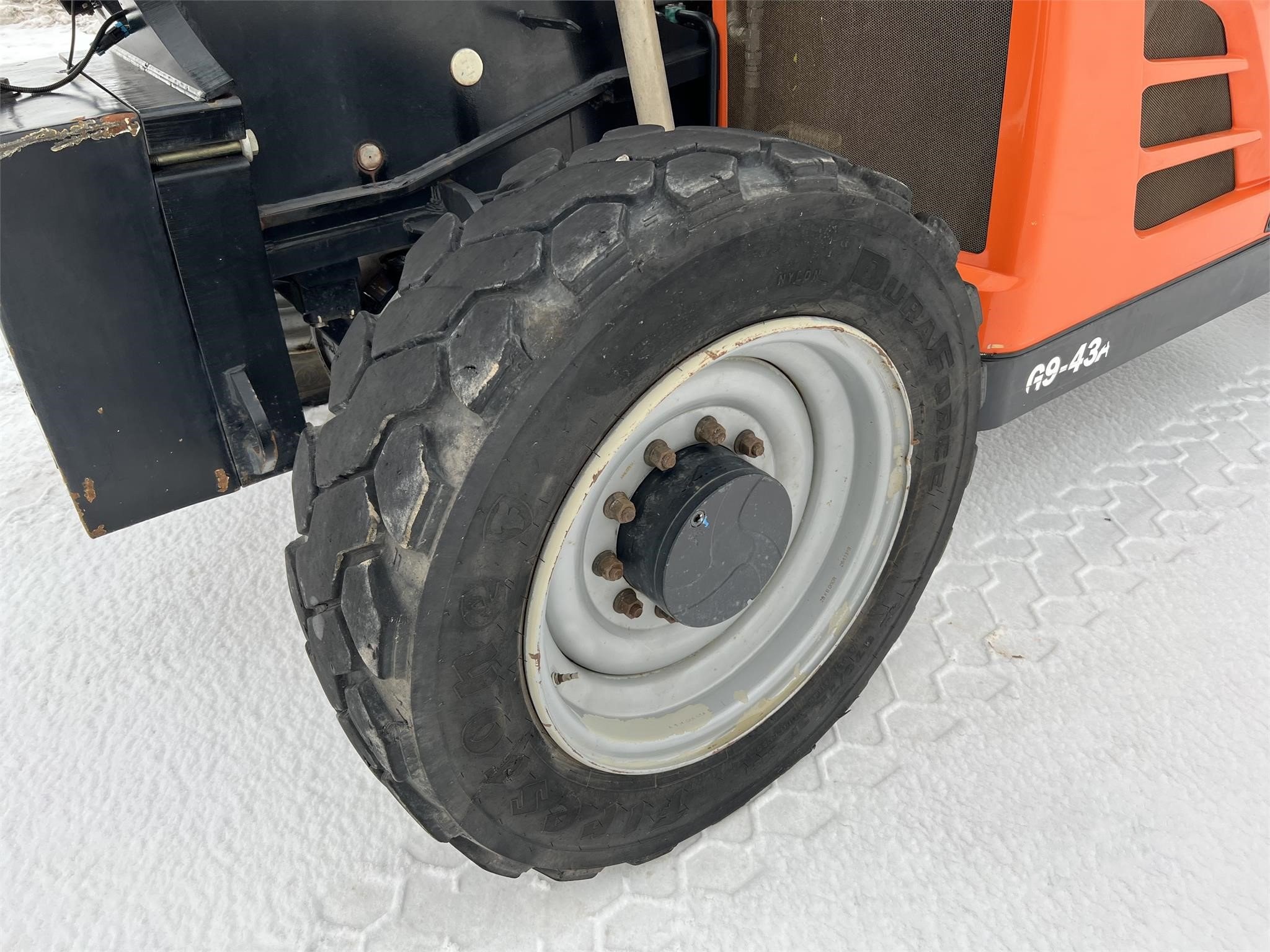 gallery 2015 JLG G9-43A Tellahandler