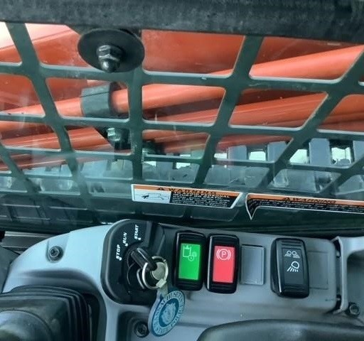 gallery 2018 KUBOTA SVL95-2S Skid Steer