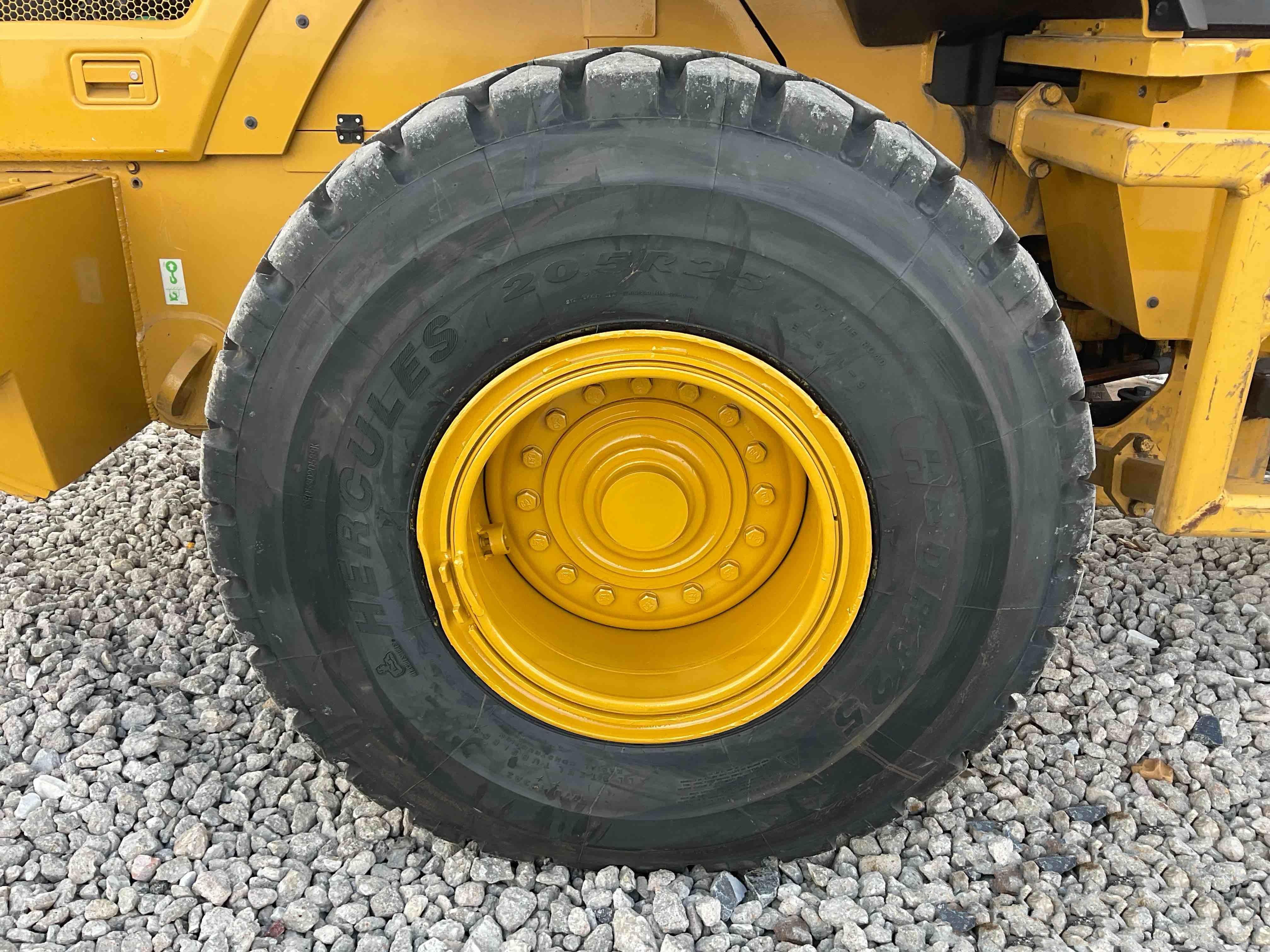 gallery 2016 Caterpillar 938M Wheel Loader