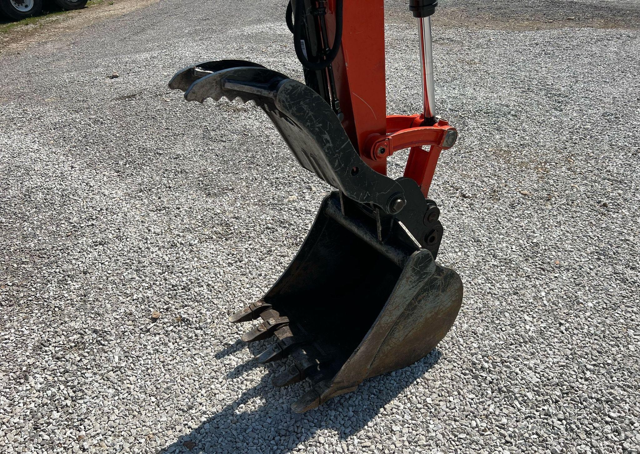 gallery 2019 Kubota KX057-4 mini excavator