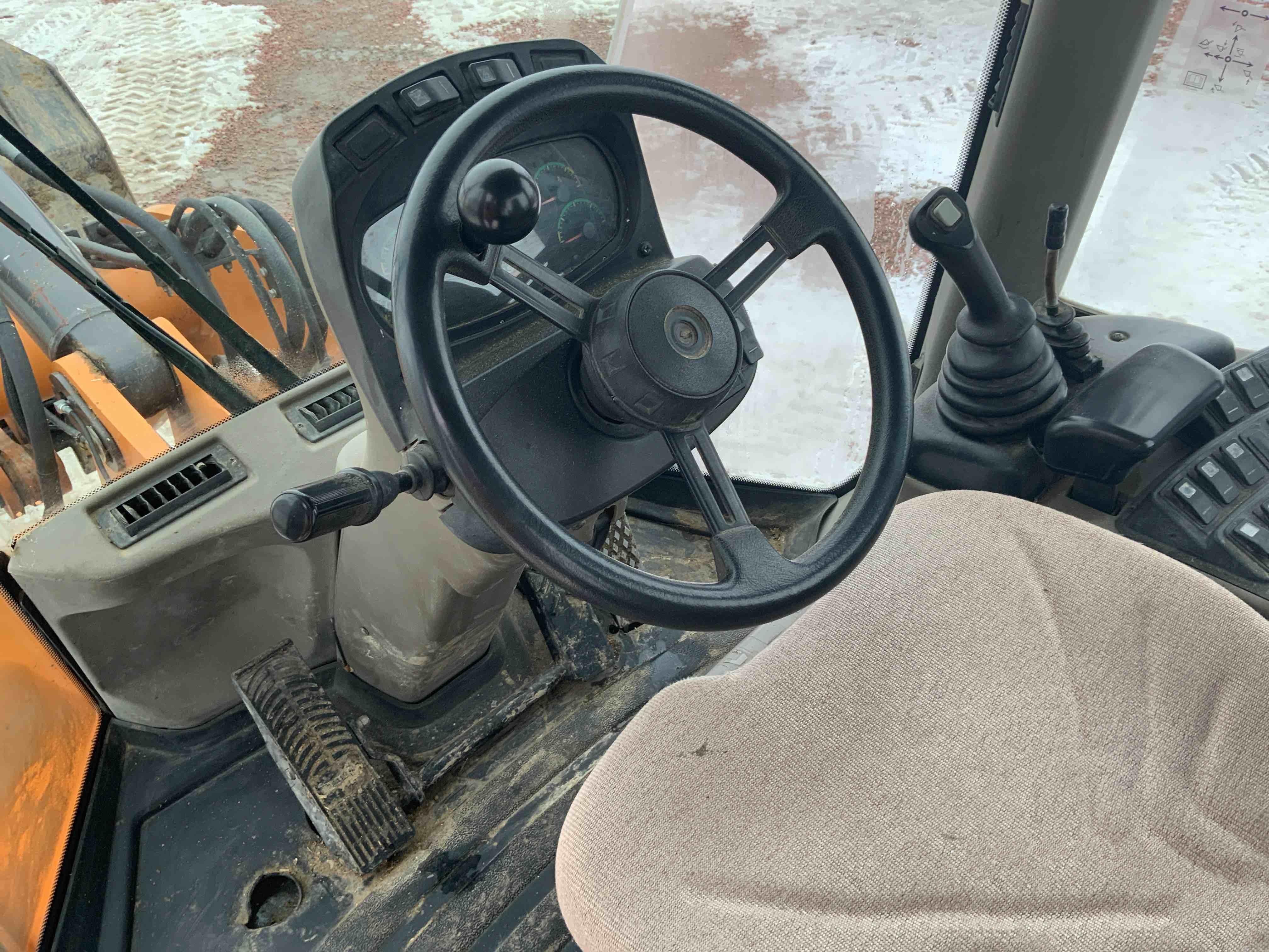gallery 2012 Case 621F Wheel Loader
