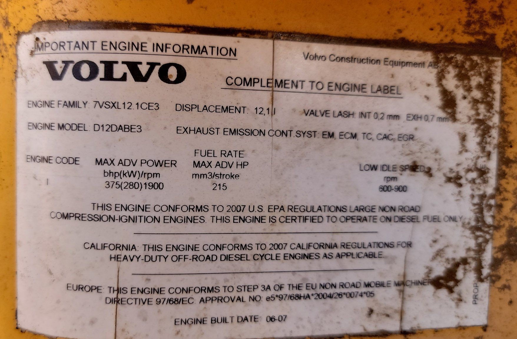 gallery Volvo T450D 4WD scraper tractor