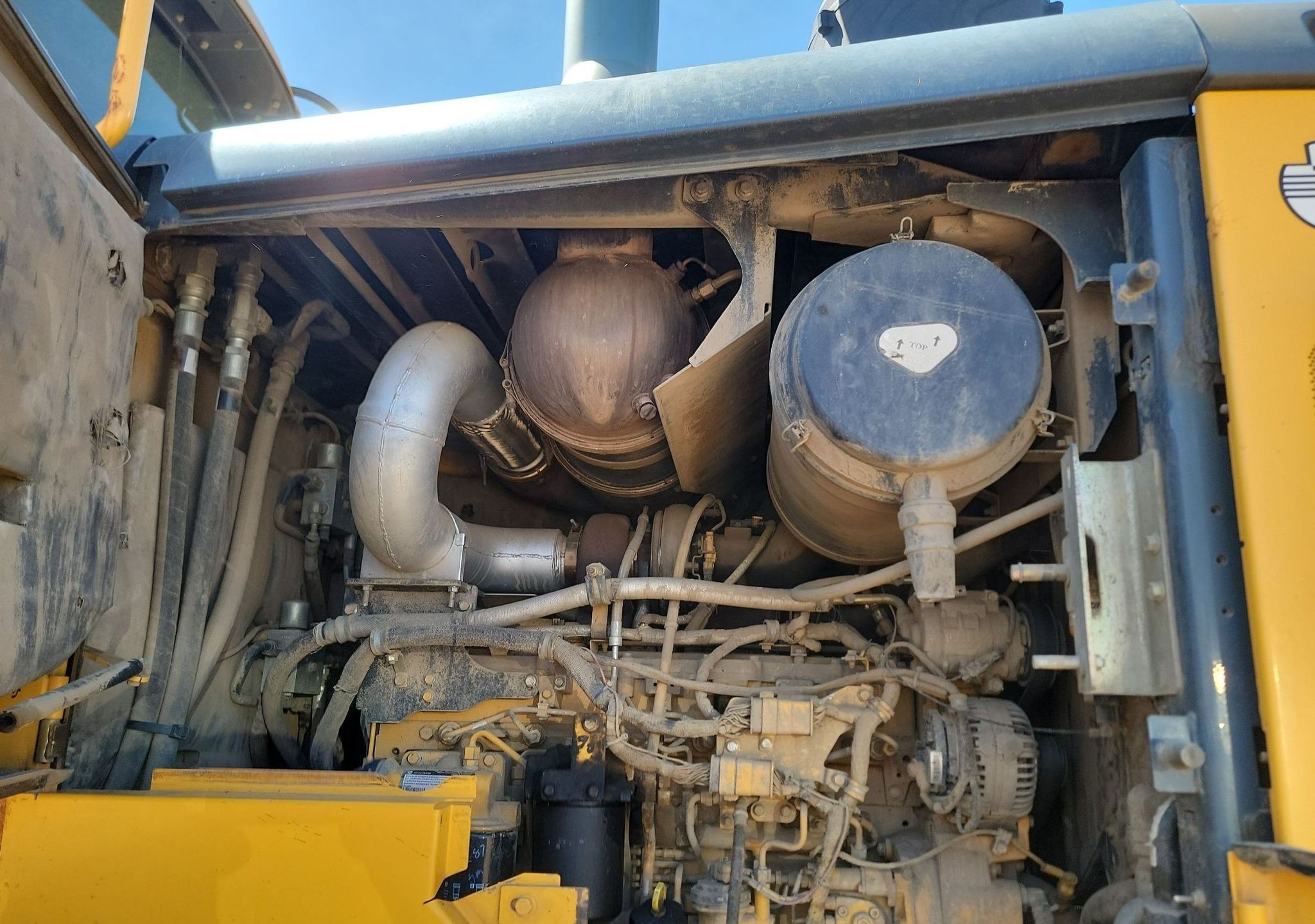 gallery 2012 John Deere 744K wheel loader