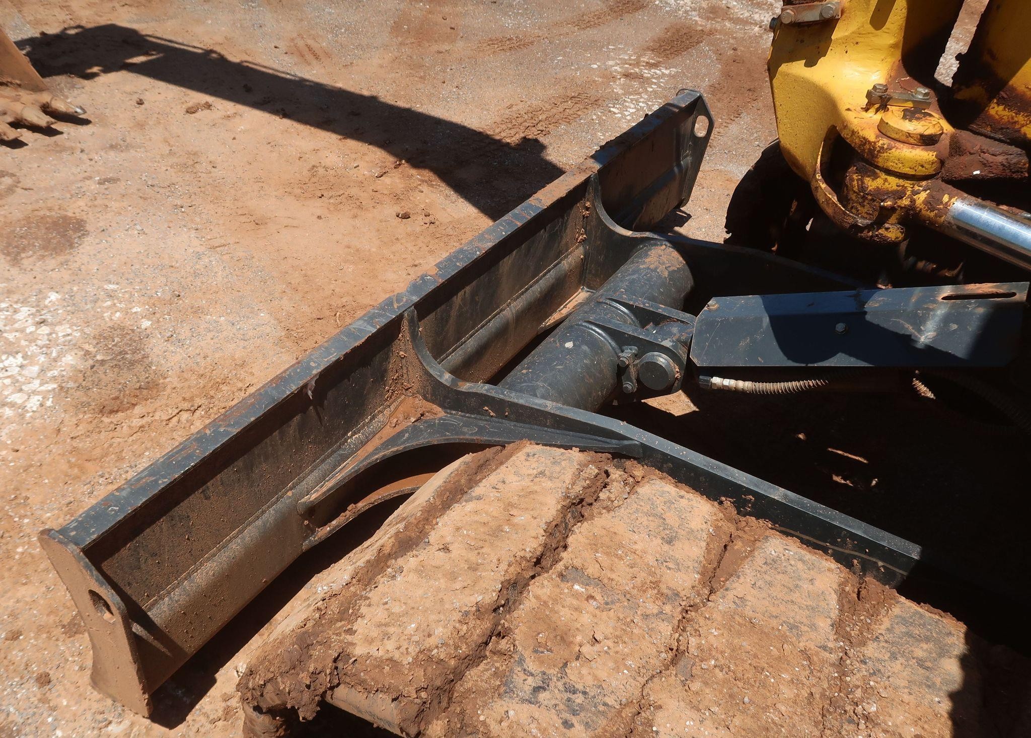 gallery 2018 Komatsu PC88MR-10  mini excavator