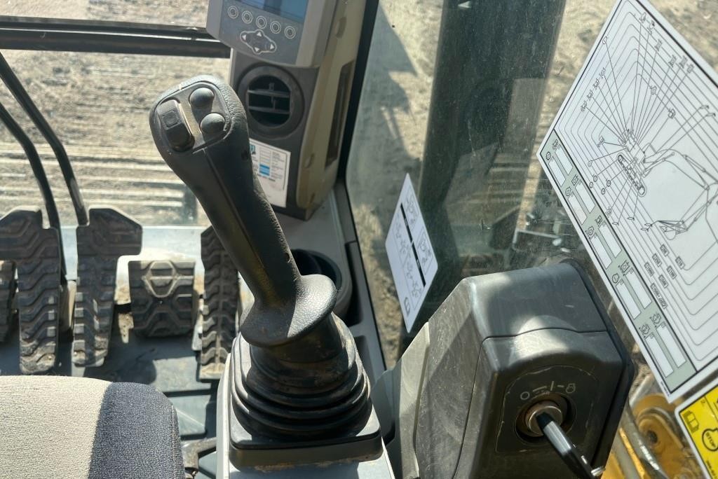 gallery 2013 Caterpillar 324EL Excavator