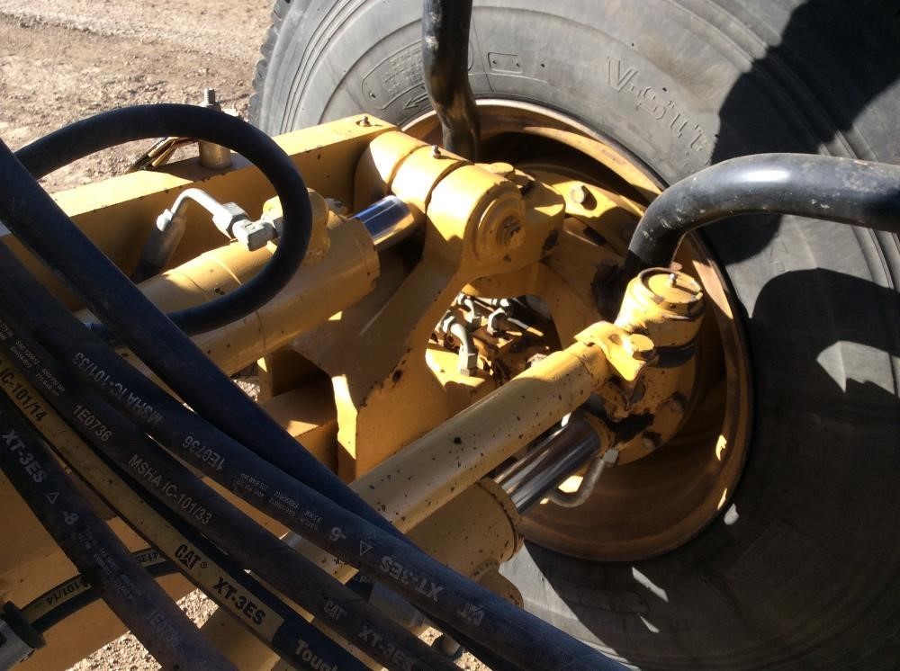 gallery 2015 Caterpillar 140M3AWD Motor Grader