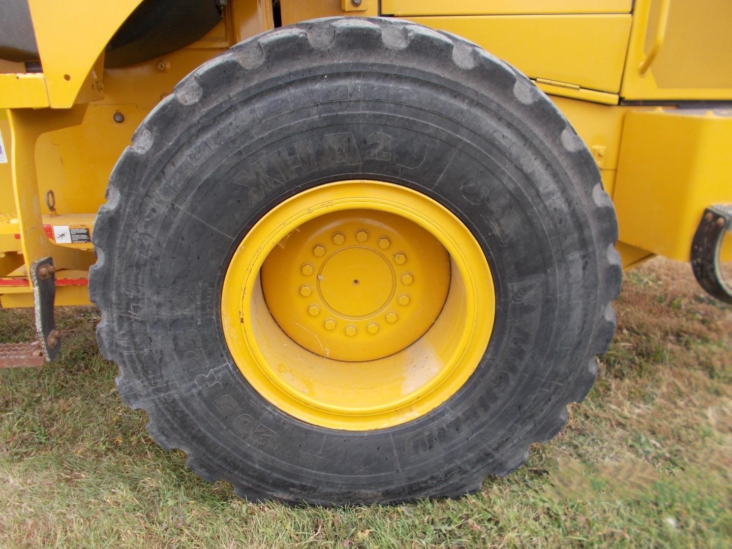 gallery 2015 John Deere 544K Wheel Loader