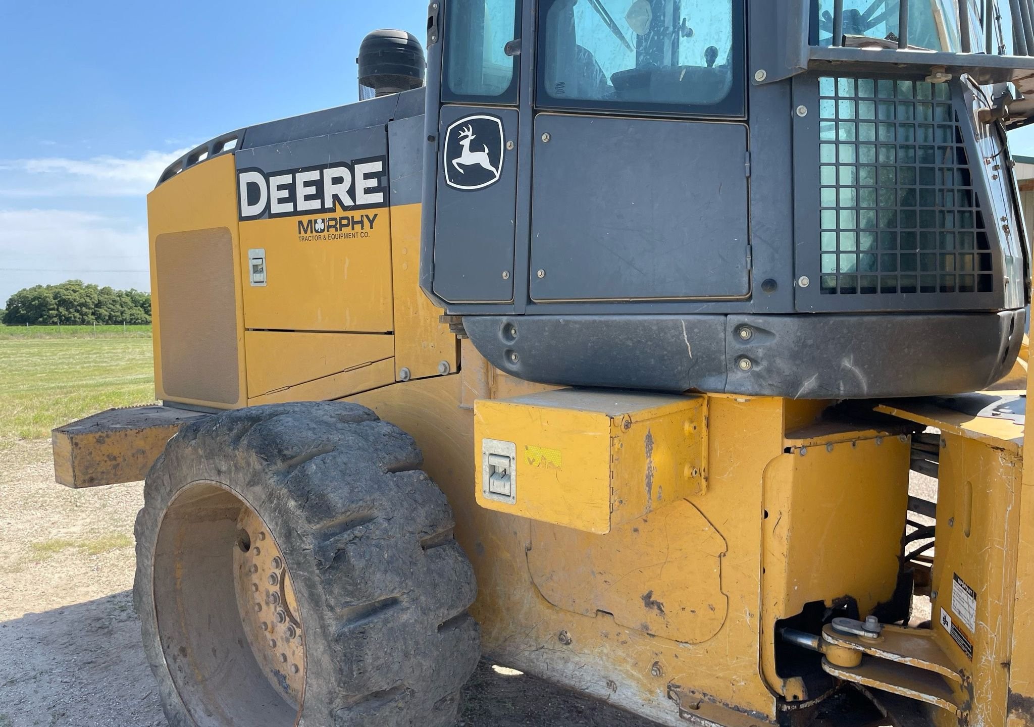 gallery 2013 John Deere 624K wheel loader