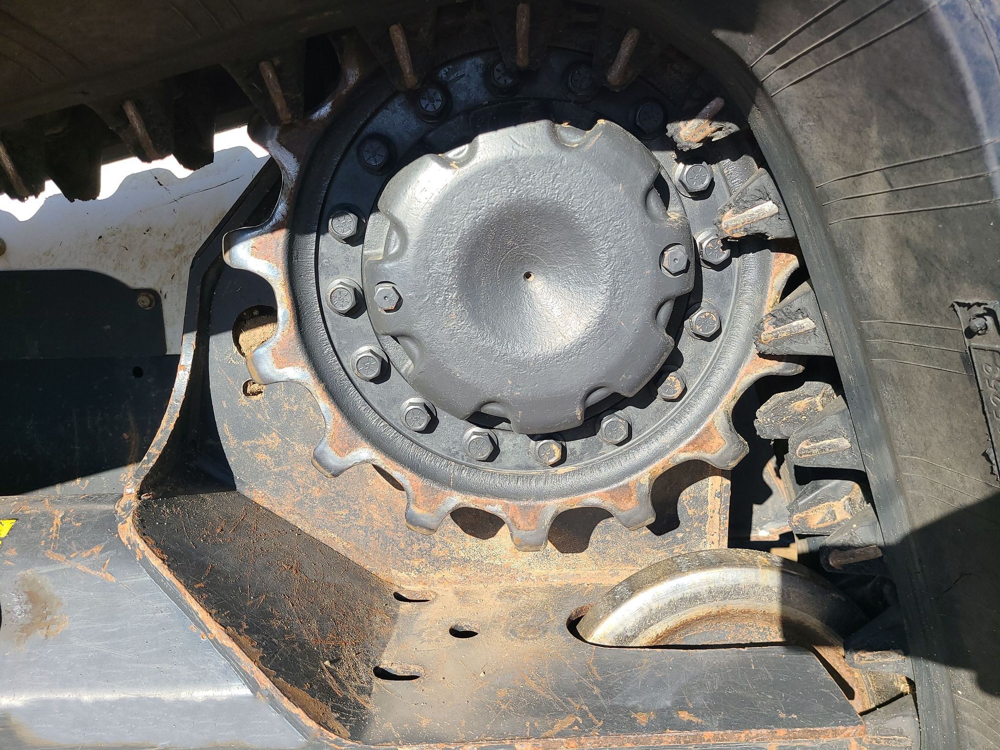 gallery 2020 Bobcat T650 tracked skid steer loader