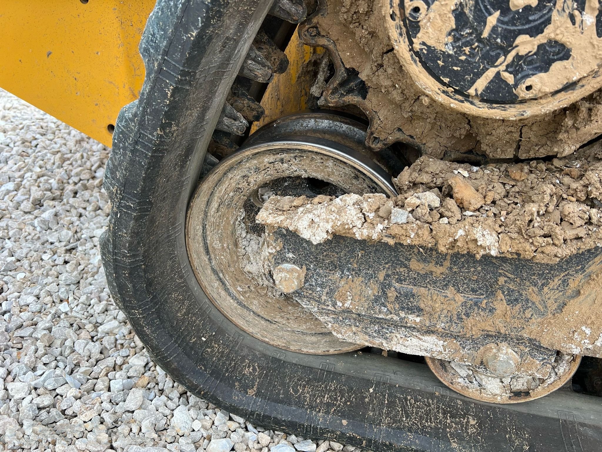 gallery 2022 John Deere 325G tracked skid steer loader