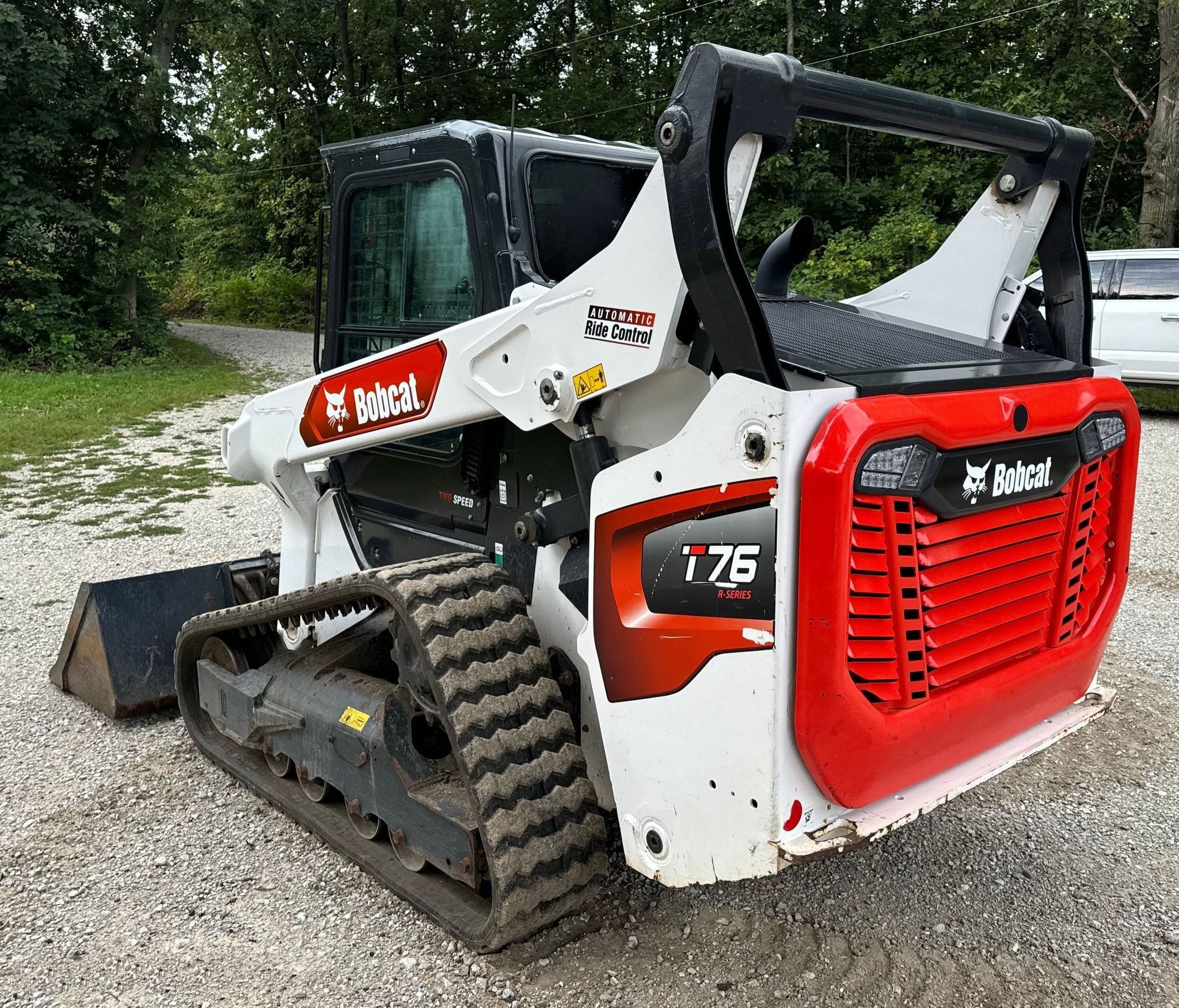 gallery 2022 Bobcat T76 R-Series tracked skid steer loader