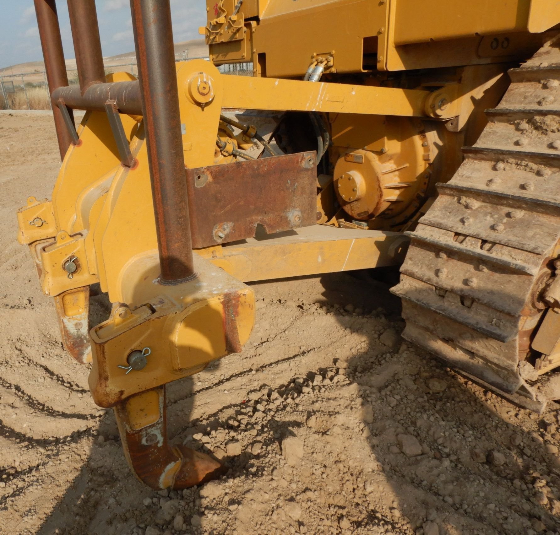 gallery 2016 Caterpillar D6T XL dozer
