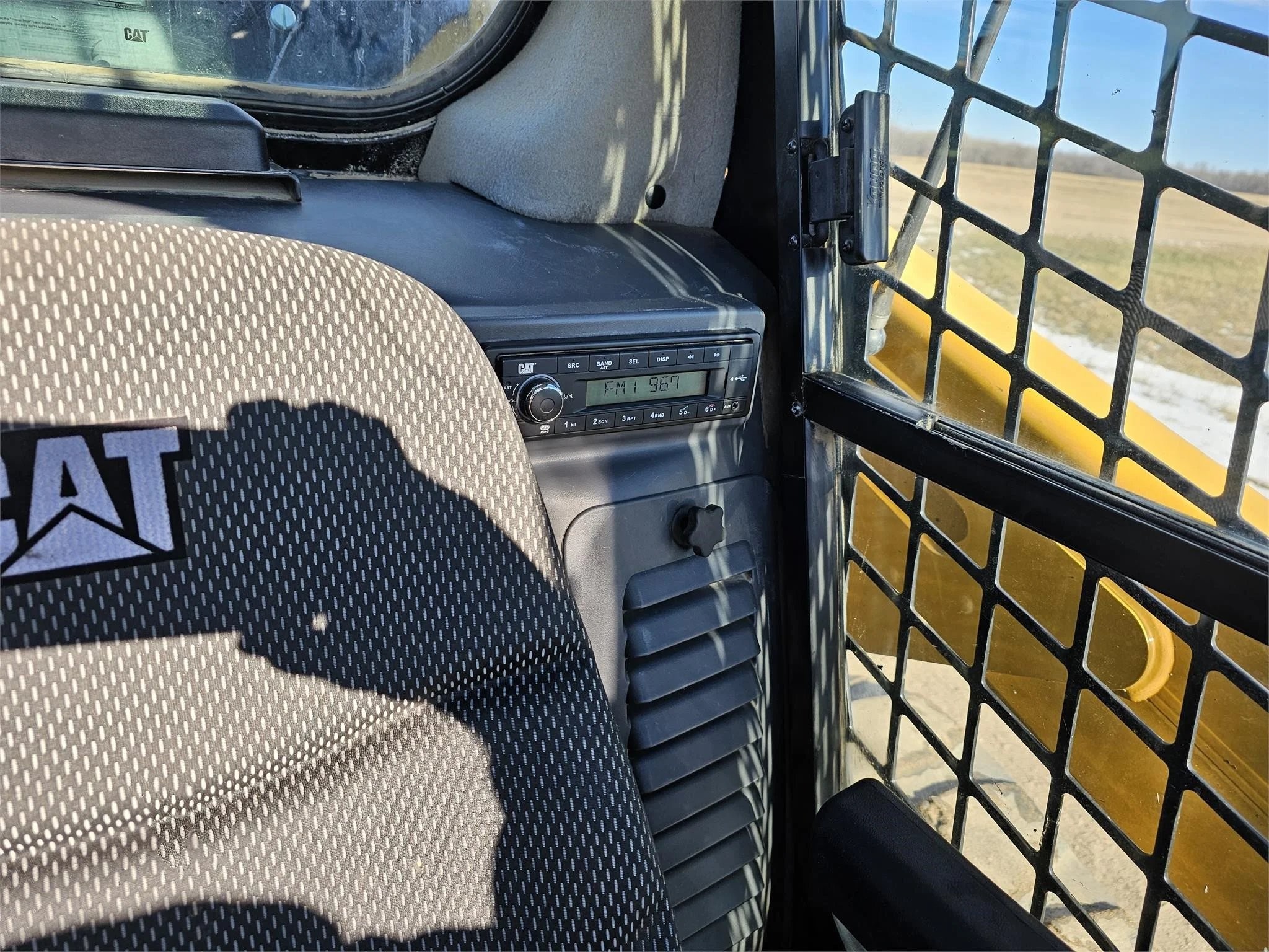 gallery 2021 Caterpillar 299D3 Skid Steer