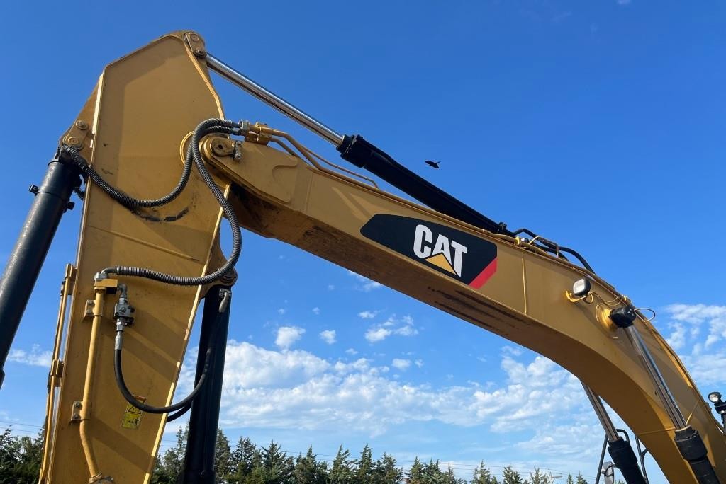gallery 2013 Caterpillar 324EL Excavator