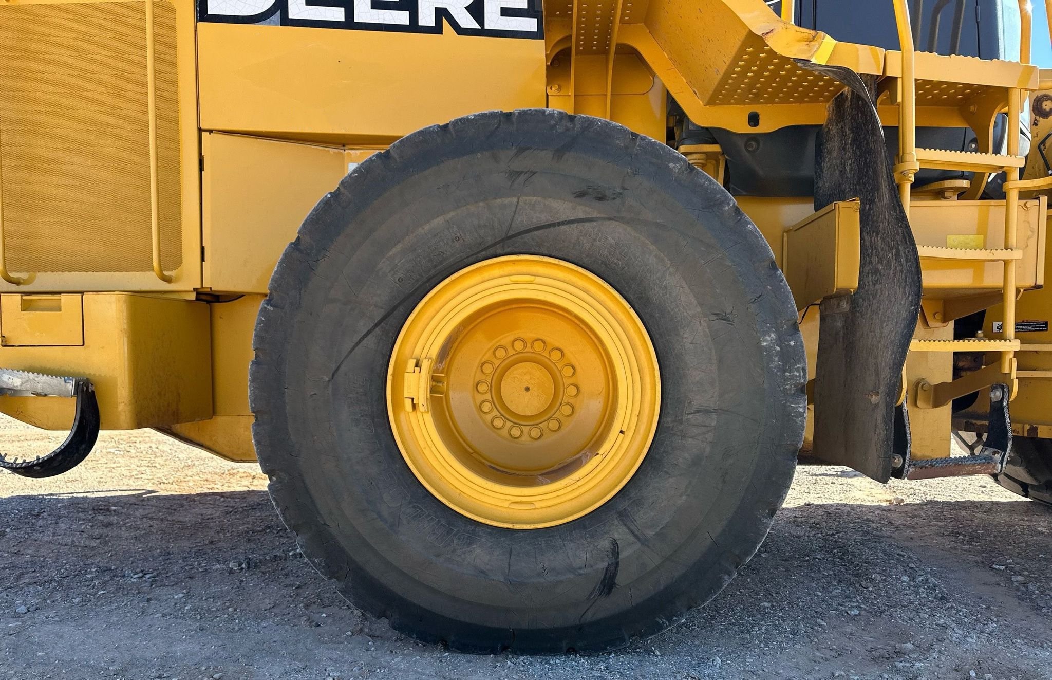 gallery 2012 John Deere 744K wheel loader