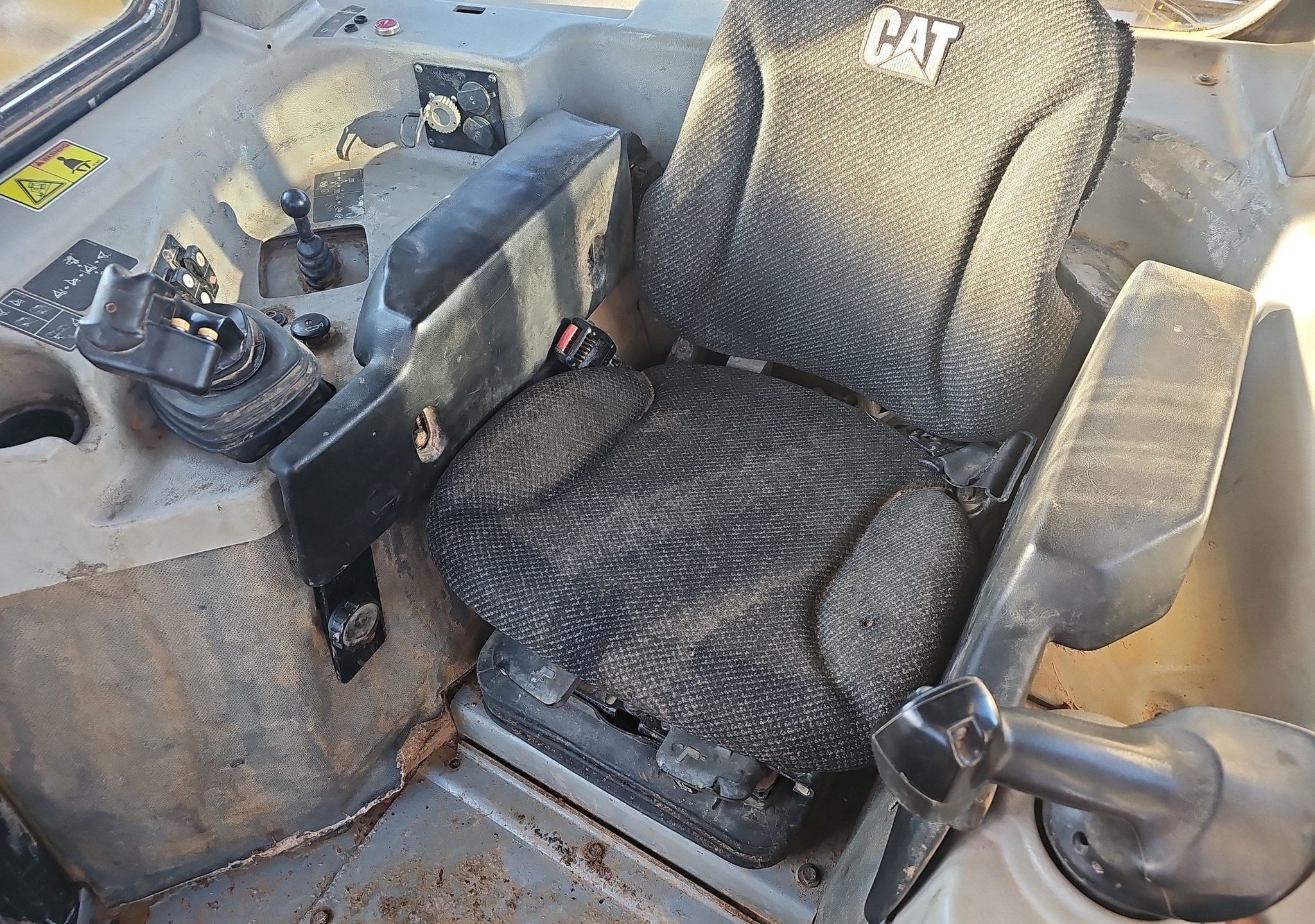 gallery 2014 Caterpillar D6T XL dozer