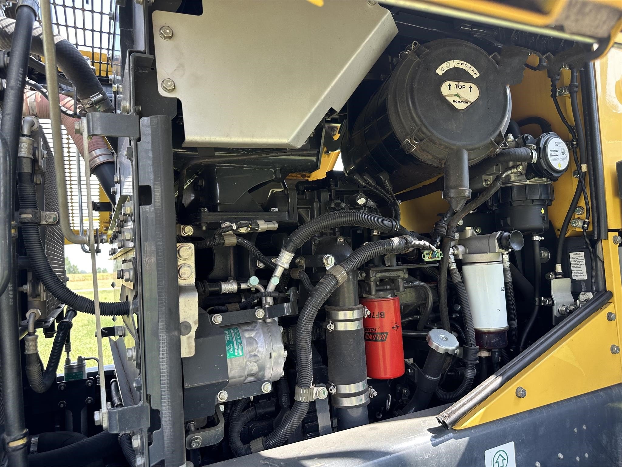 gallery 2016 KOMATSU WA320-7