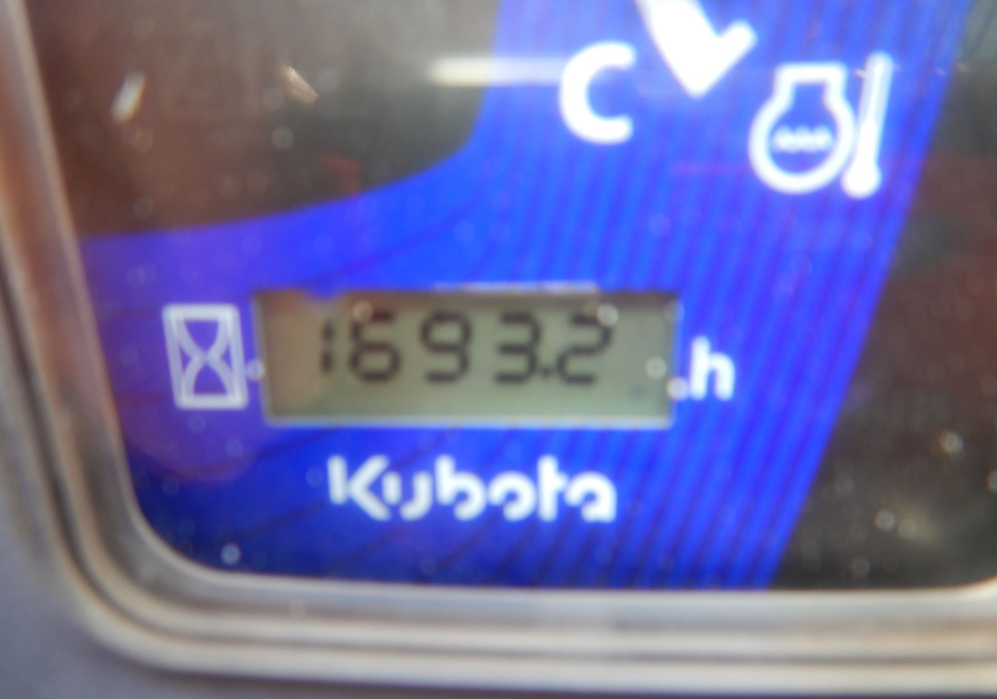 gallery 2015 Kubota SVL90-2 skid steer