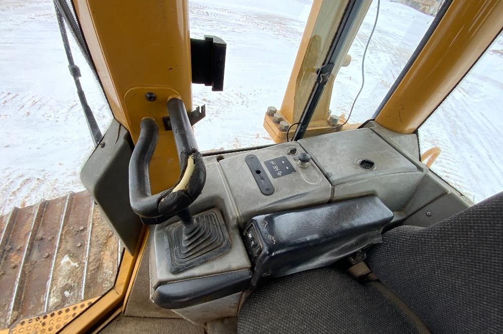 gallery 2005 Caterpillar D6N LGP Crawler Dozer