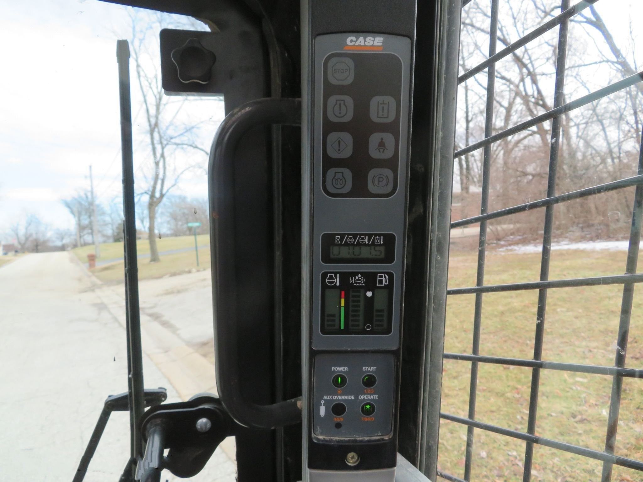 gallery 2017 Case TV380 tracked skid steer loader