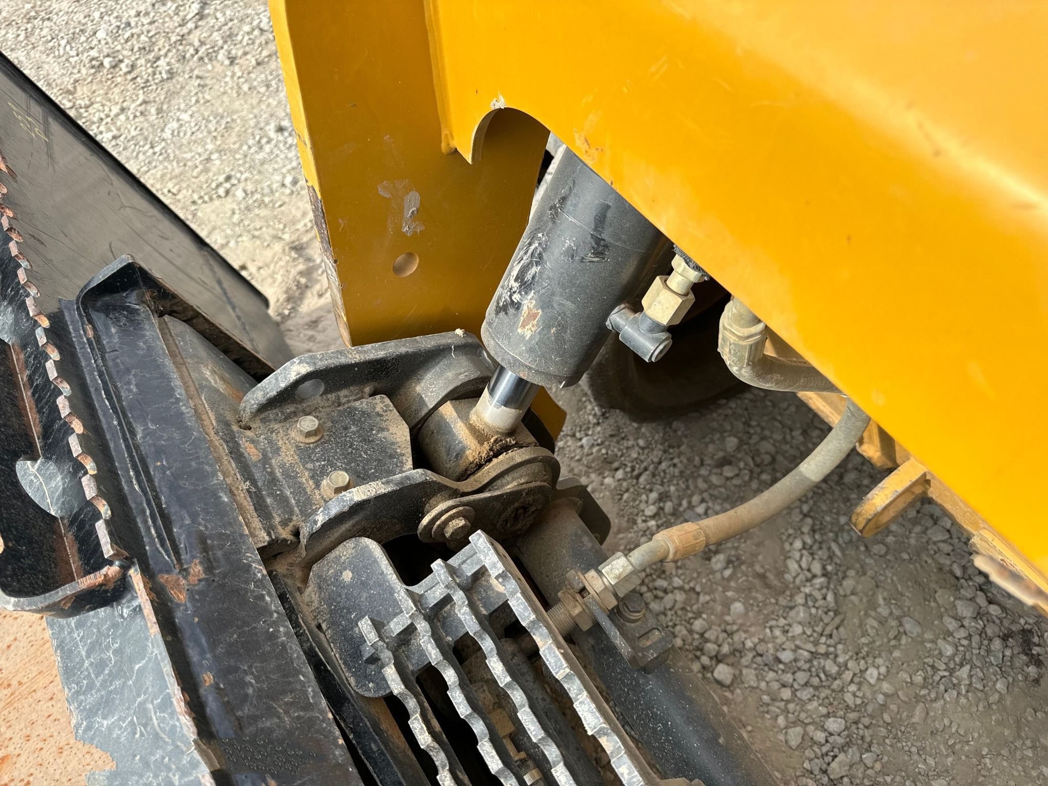 gallery 2019 Caterpillar 259D3 tracked skid steer loader