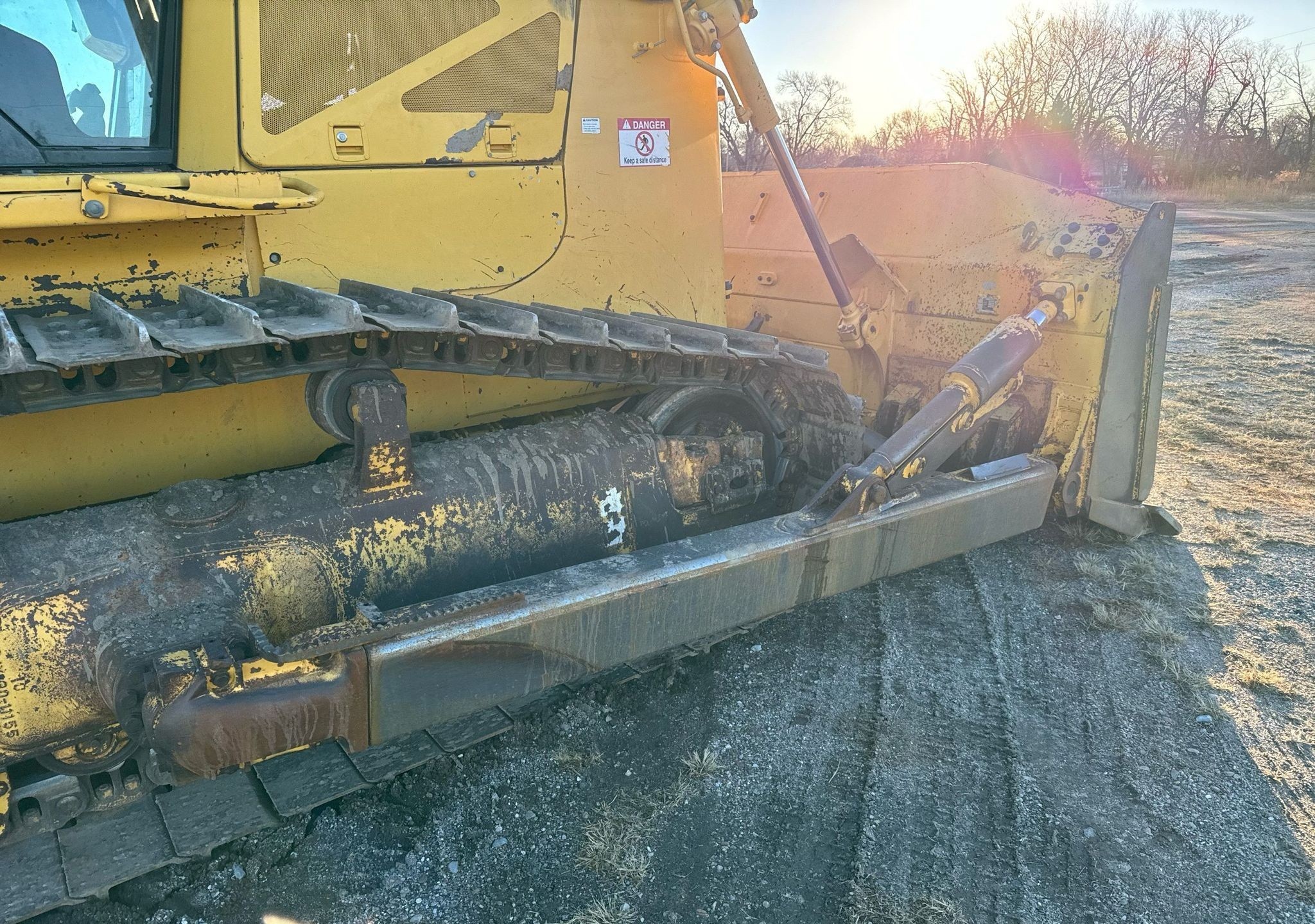 gallery 2013 Komatsu D65WX-17 dozer