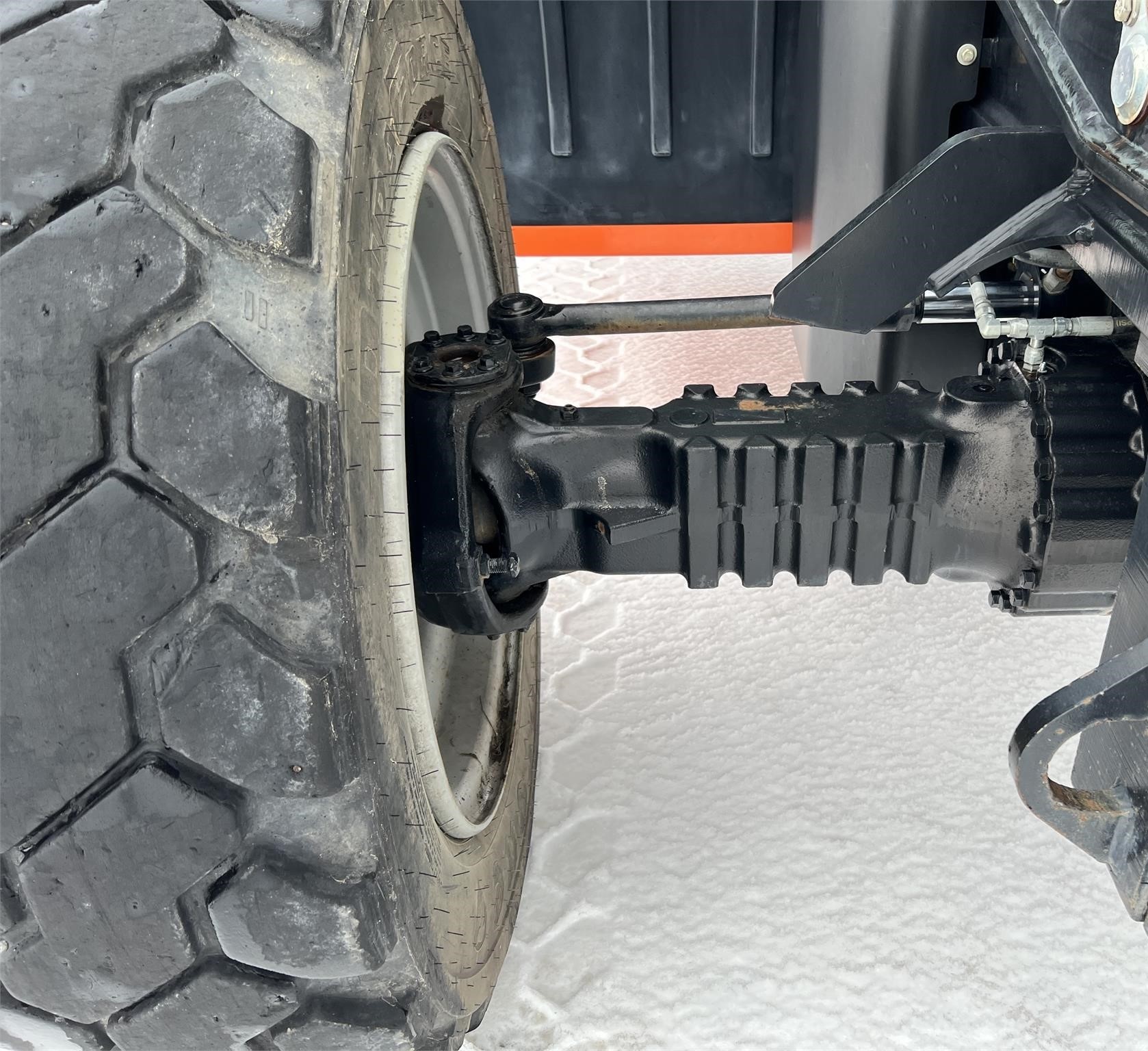 gallery 2015 JLG G9-43A Tellahandler