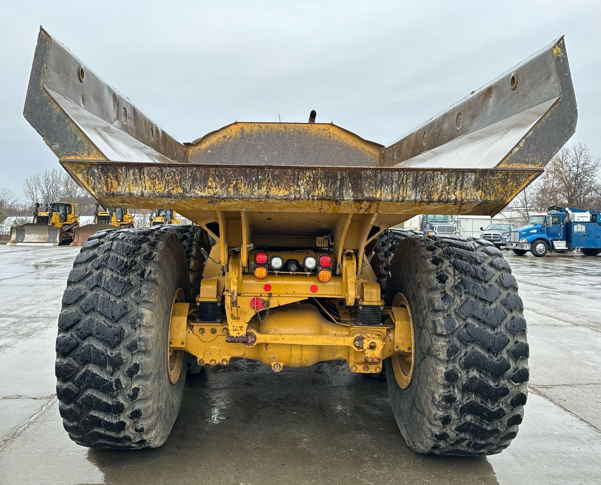 gallery 2015 Caterpillar 745C haul truck
