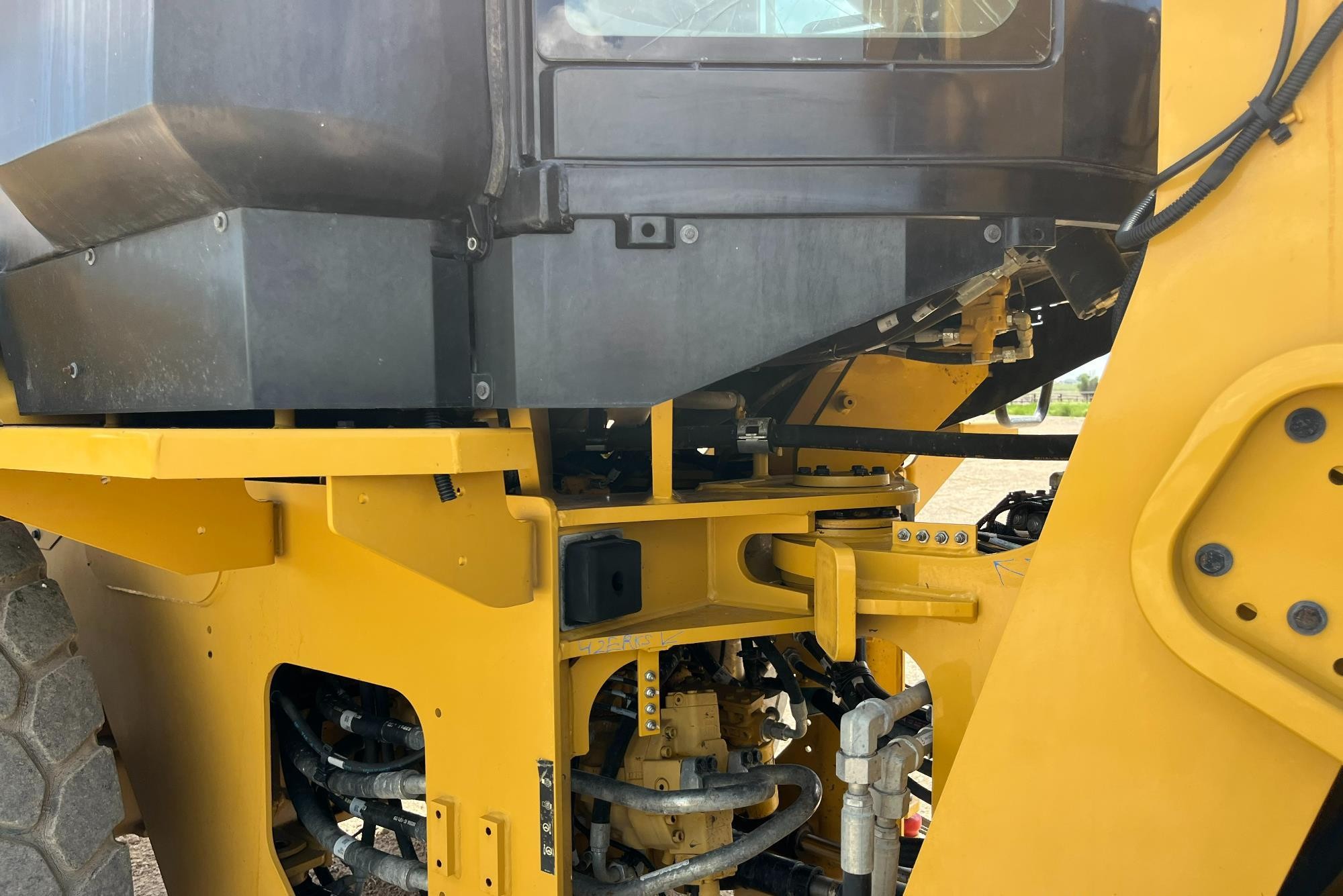 gallery 2015 Caterpillar 924K High Lift Wheel Loader