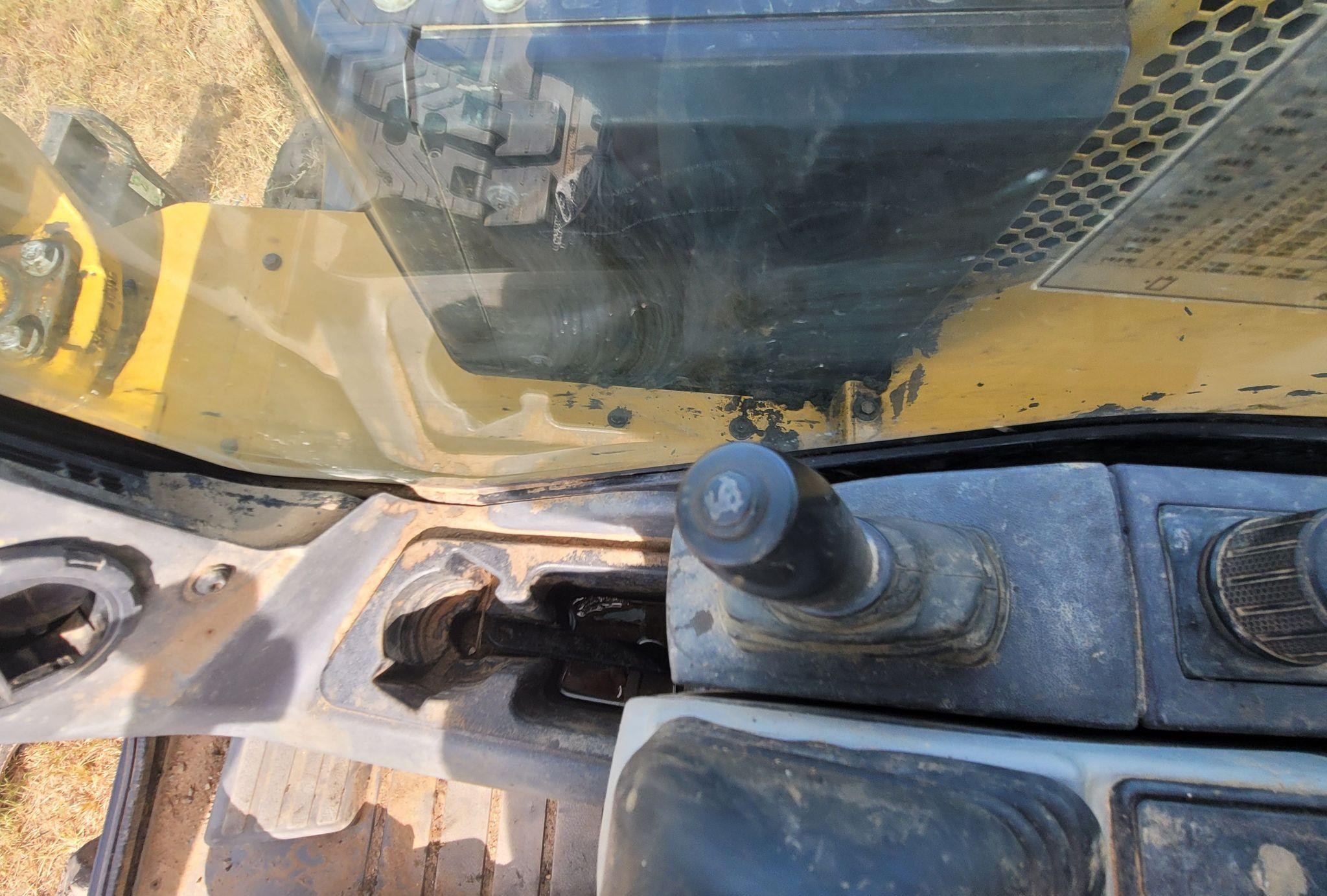 gallery 2019 Caterpillar 306CR  mini excavator