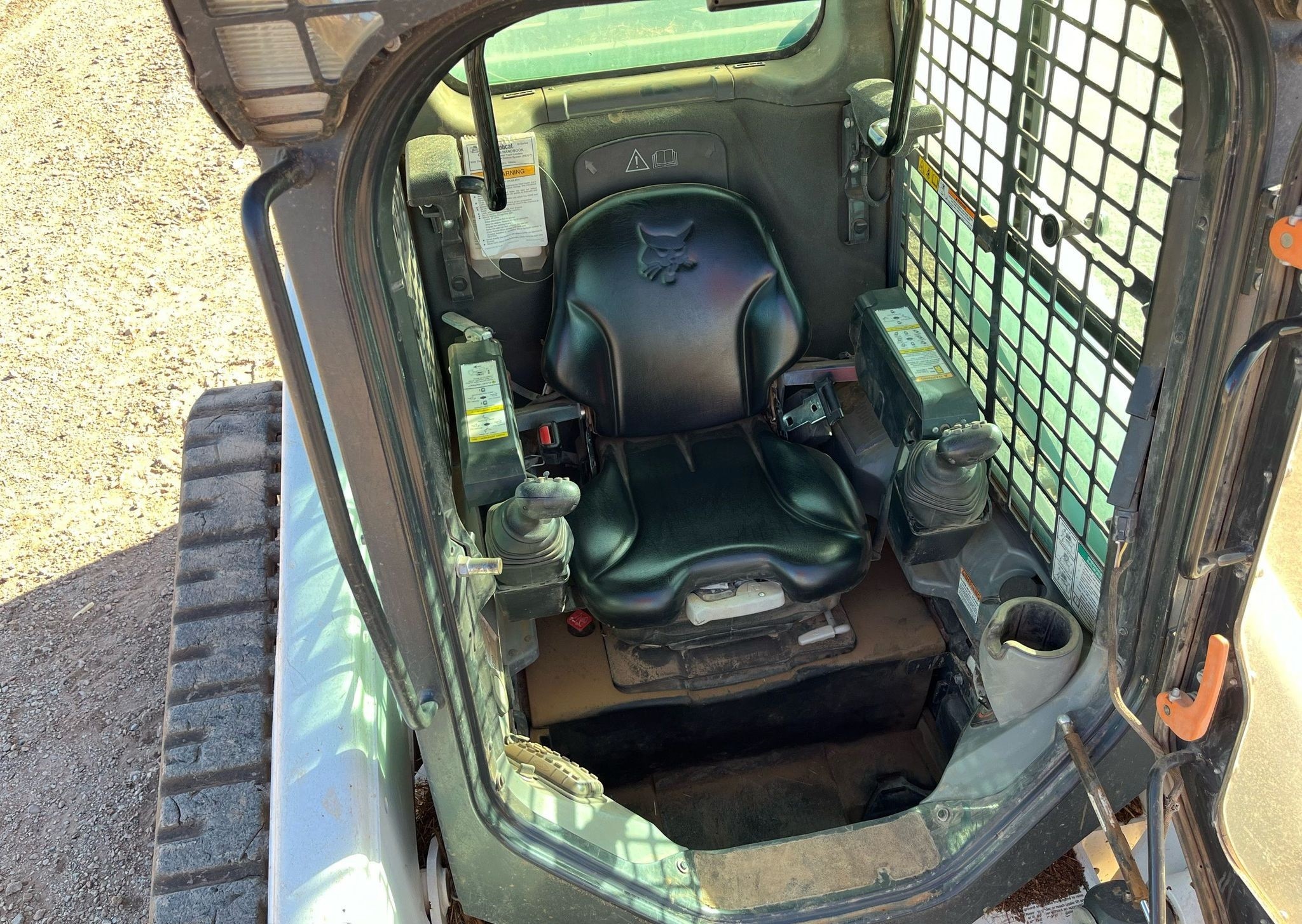 gallery 2018 Bobcat T870 tracked skid steer loader