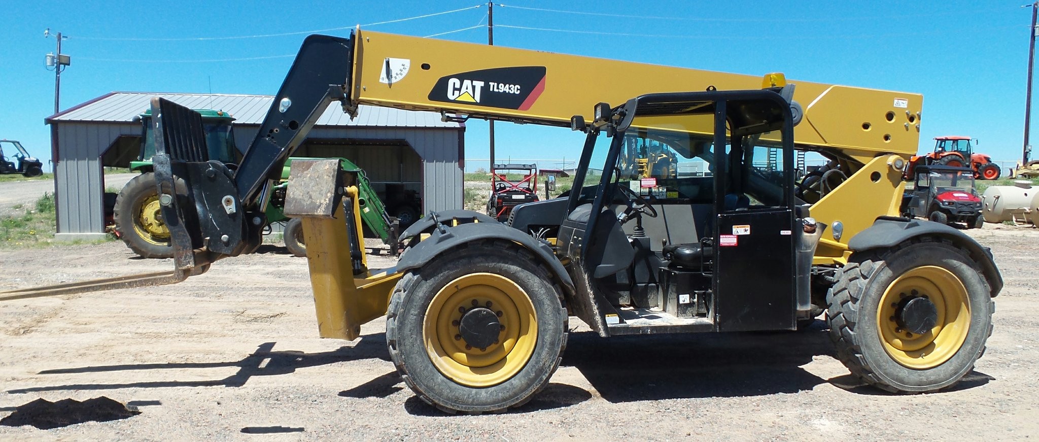 gallery 2013 Caterpillar TL943C telehandler