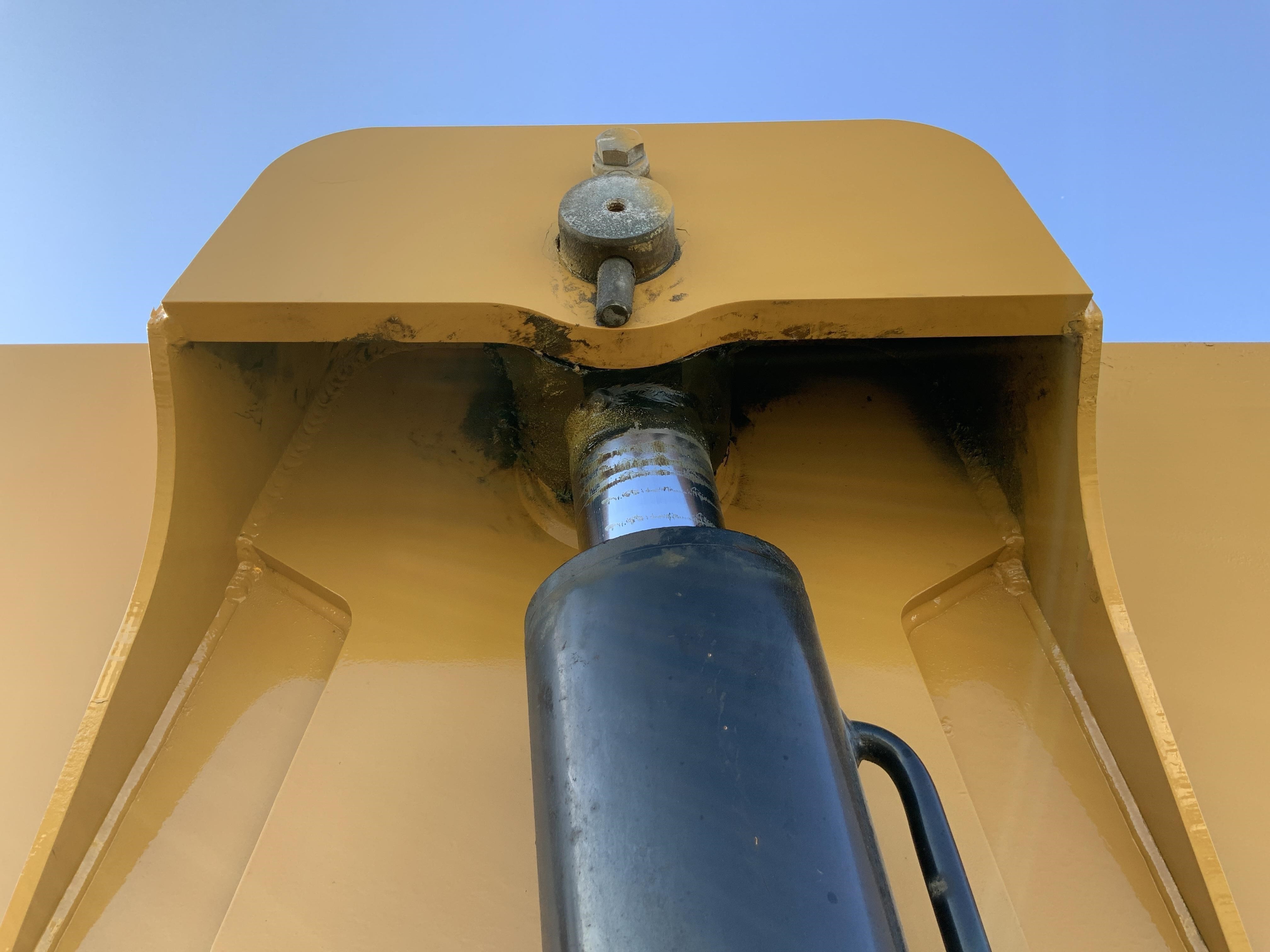 gallery 2013 Caterpillar TL1055C Telehandler